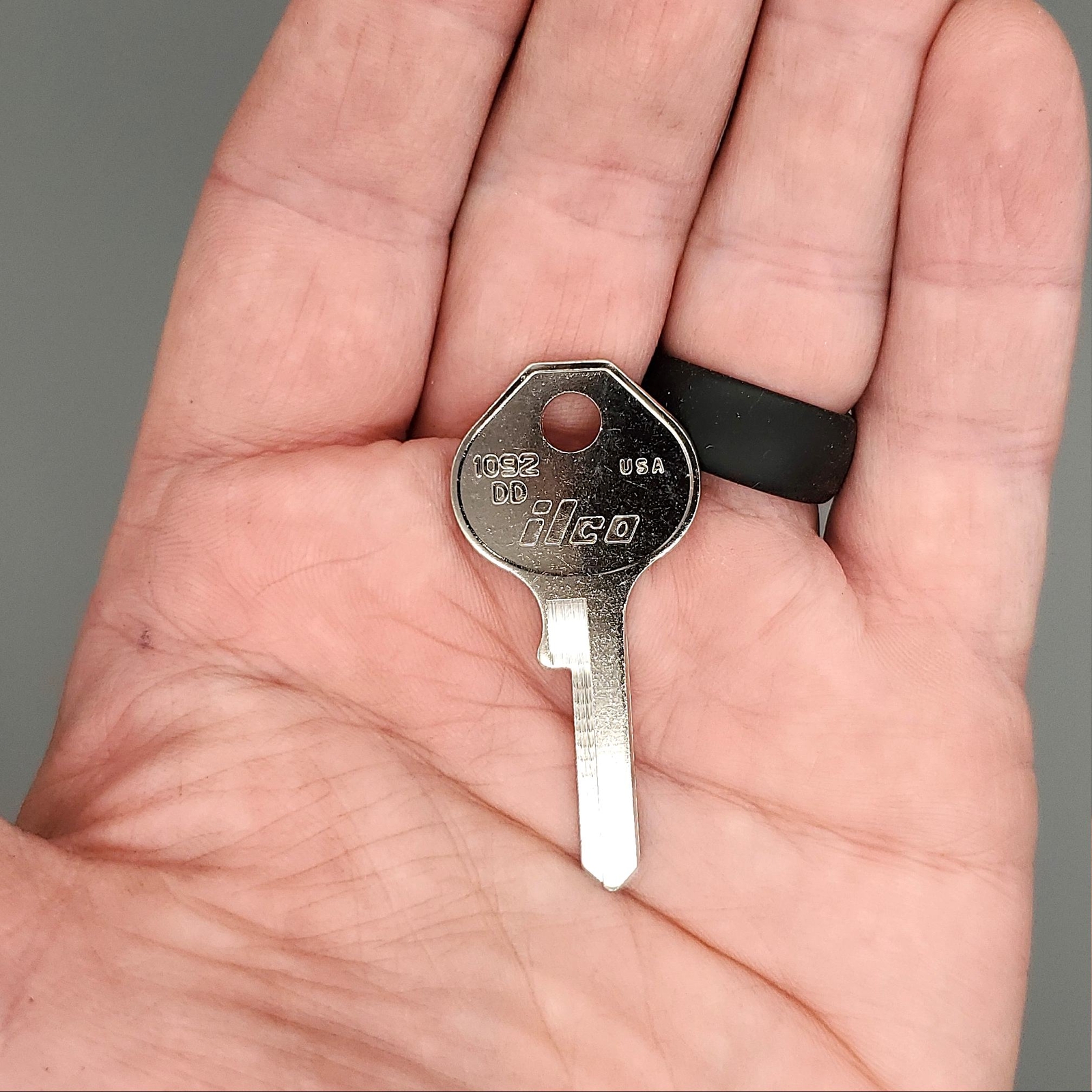 10x Ilco 1092DD Key Blanks for Master Lock Padlocks Nickel Plated NOS