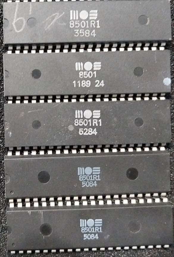 !!! 1 x !!! MOS 8501 CPU (C+4, C16) -=TESTED=-