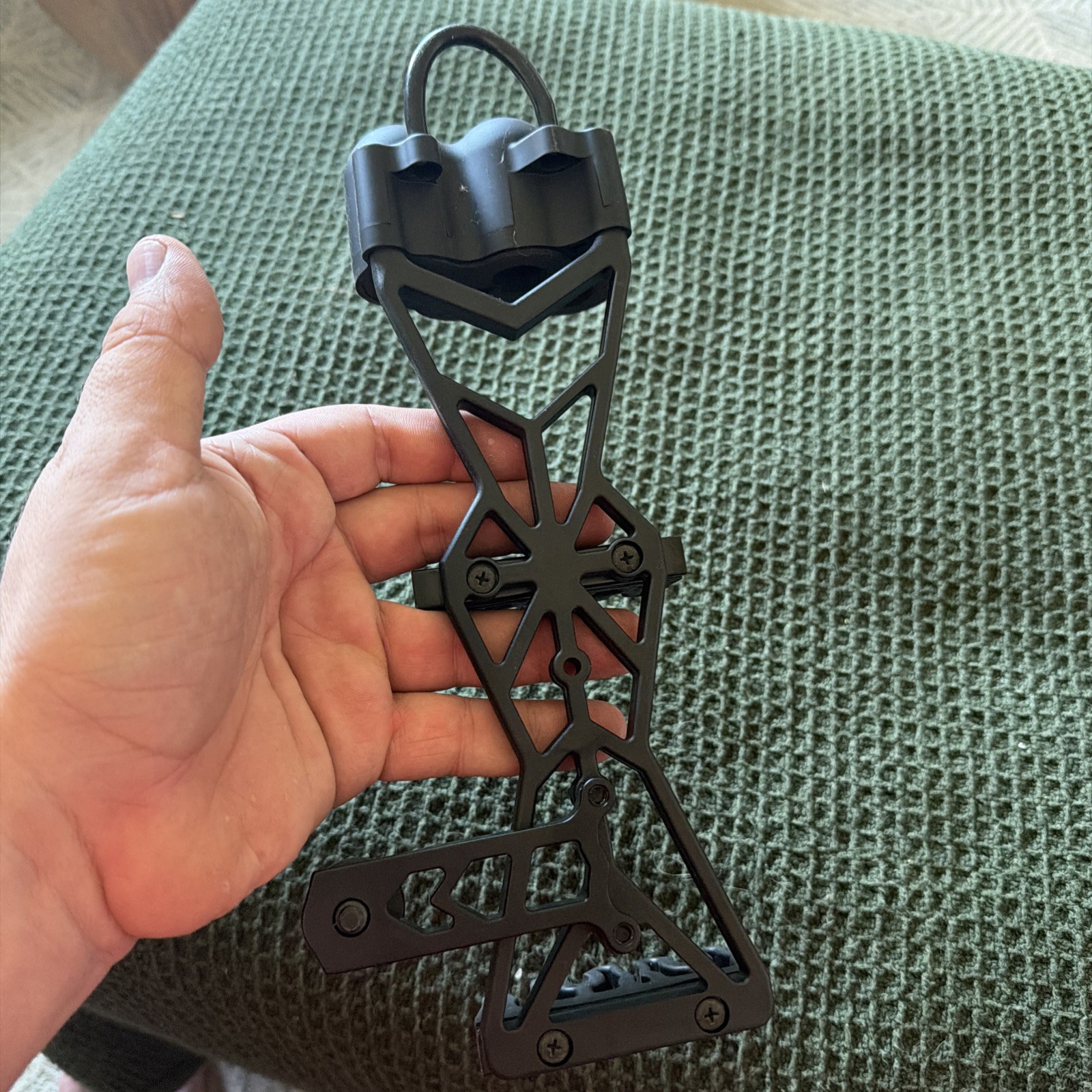 FUSE 4 arrow quiver no mounting hardware!