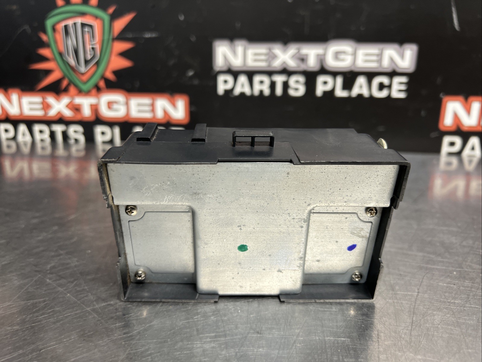 2015 SIERRA 2500 Transfer Case Control Module 23235587 OEM #1367