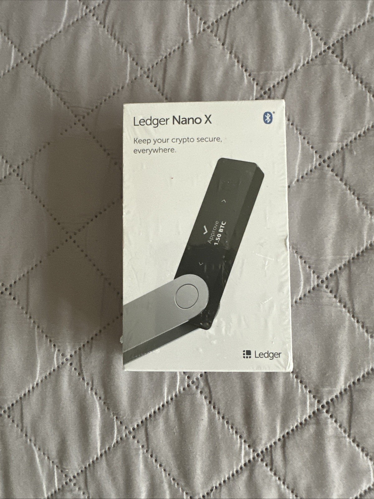 Ledger Nano X - Crypto Hardware Wallet - Bluetooth Compatible - New/Sealed