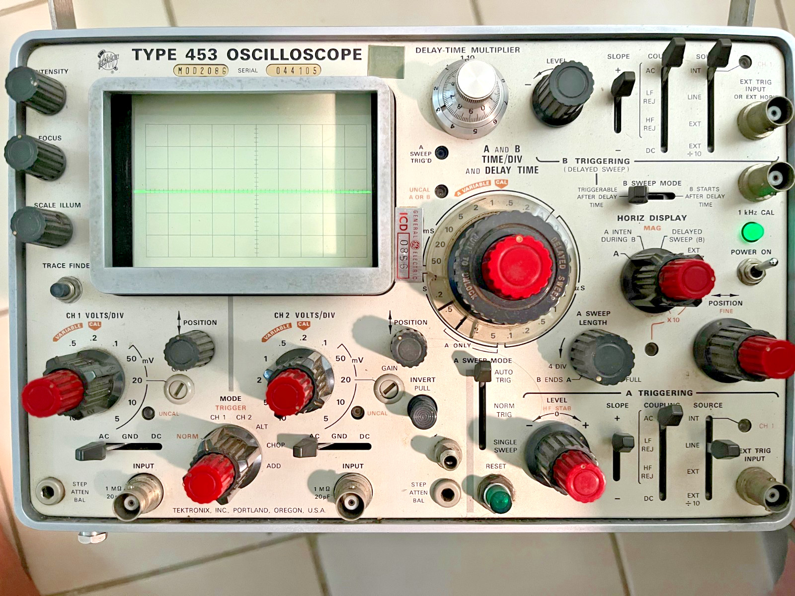 Tektronix 453 OSCILLOSCOPE - great shape and working order