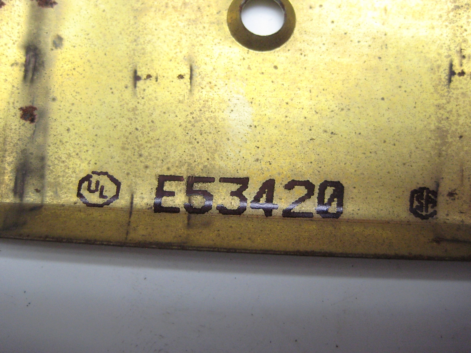 BRYANT E53420 GOLD SINGLE POLE SWITCH COVER NSNP