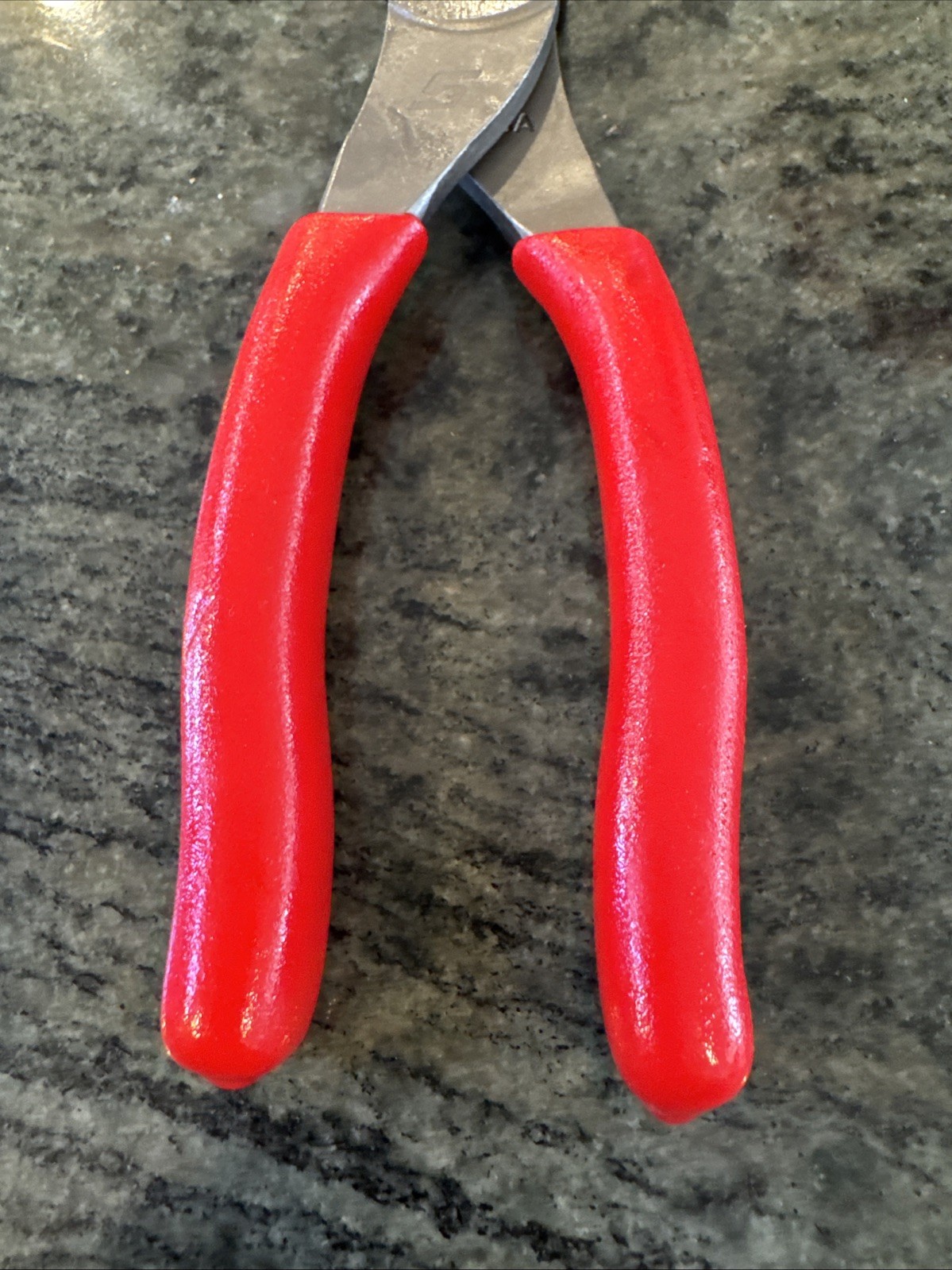 Snap On 786cf 6” diagonal flush-cut pliers with red handles new