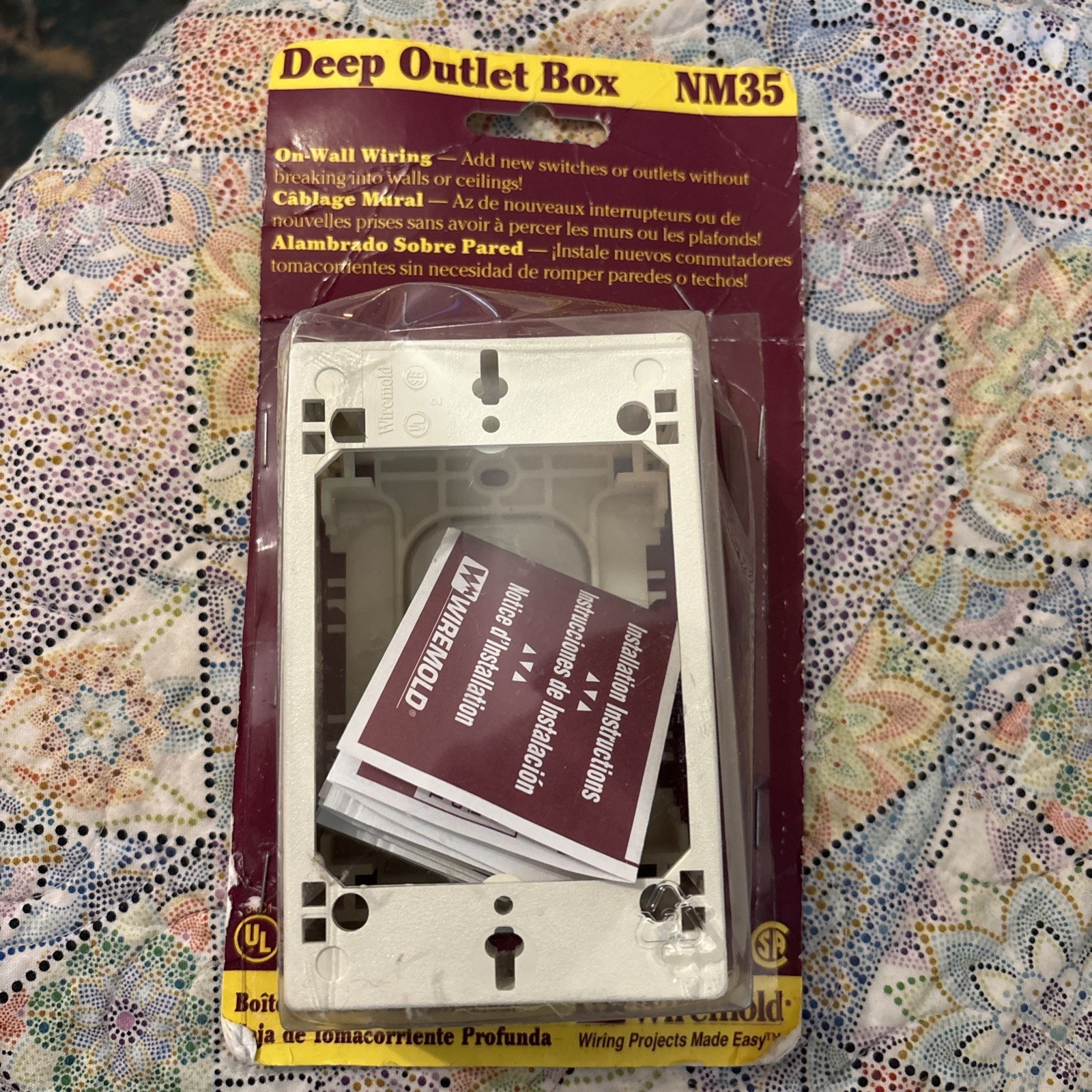 Wiremold Made in USA NM35 Plastic Ivory Extra Deep Outlet Box Protector Open Box