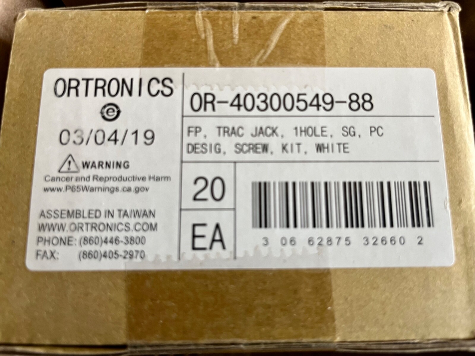 Legrand Ortronics OR-40300549-88 Faceplate TracJack, 1 hole White New Lot of 20