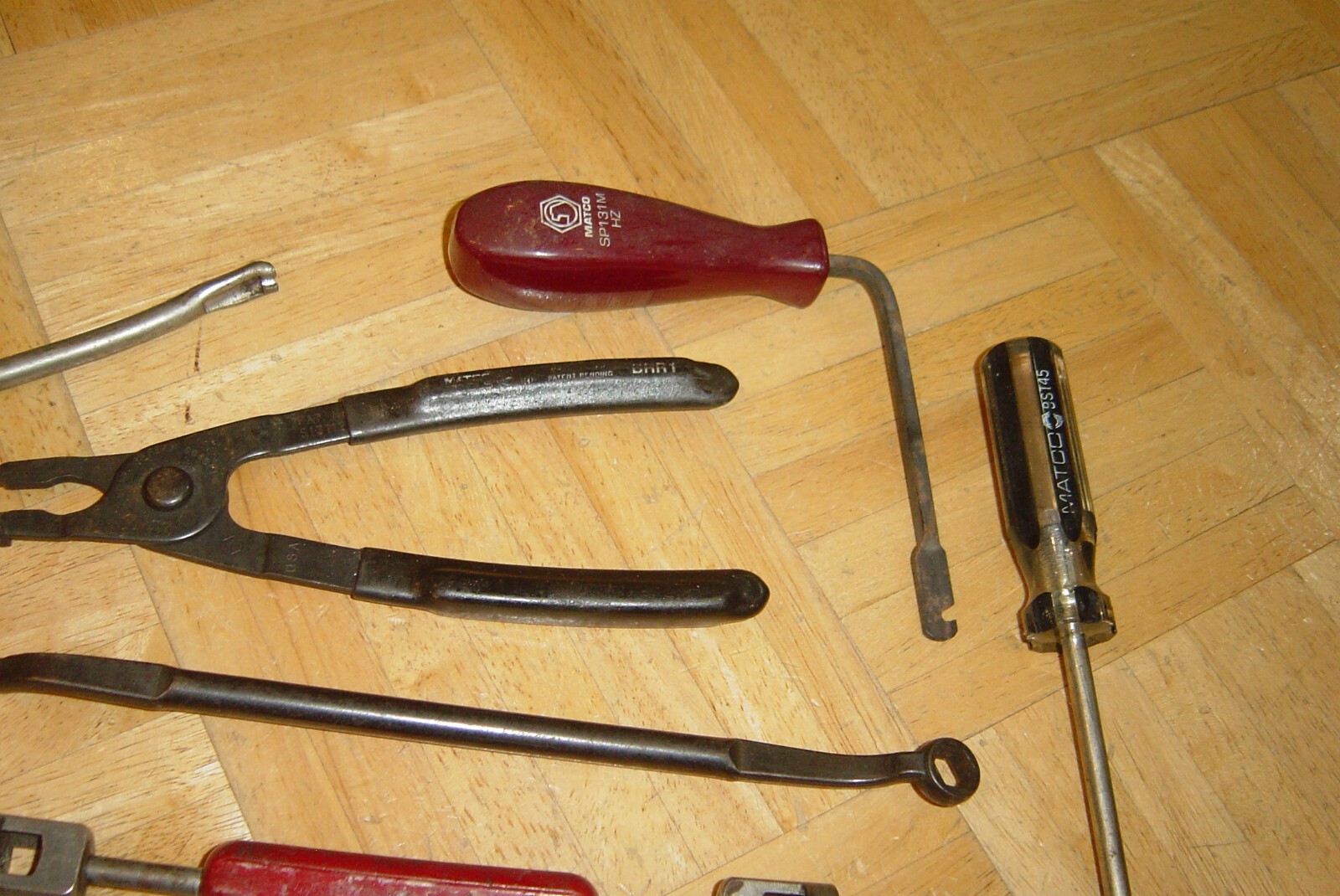 MATCO TOOLS 8 PIECE ASSORTED BRAKE TOOLS BLEEDER, SPRING, INSTALLER, RETAINER +