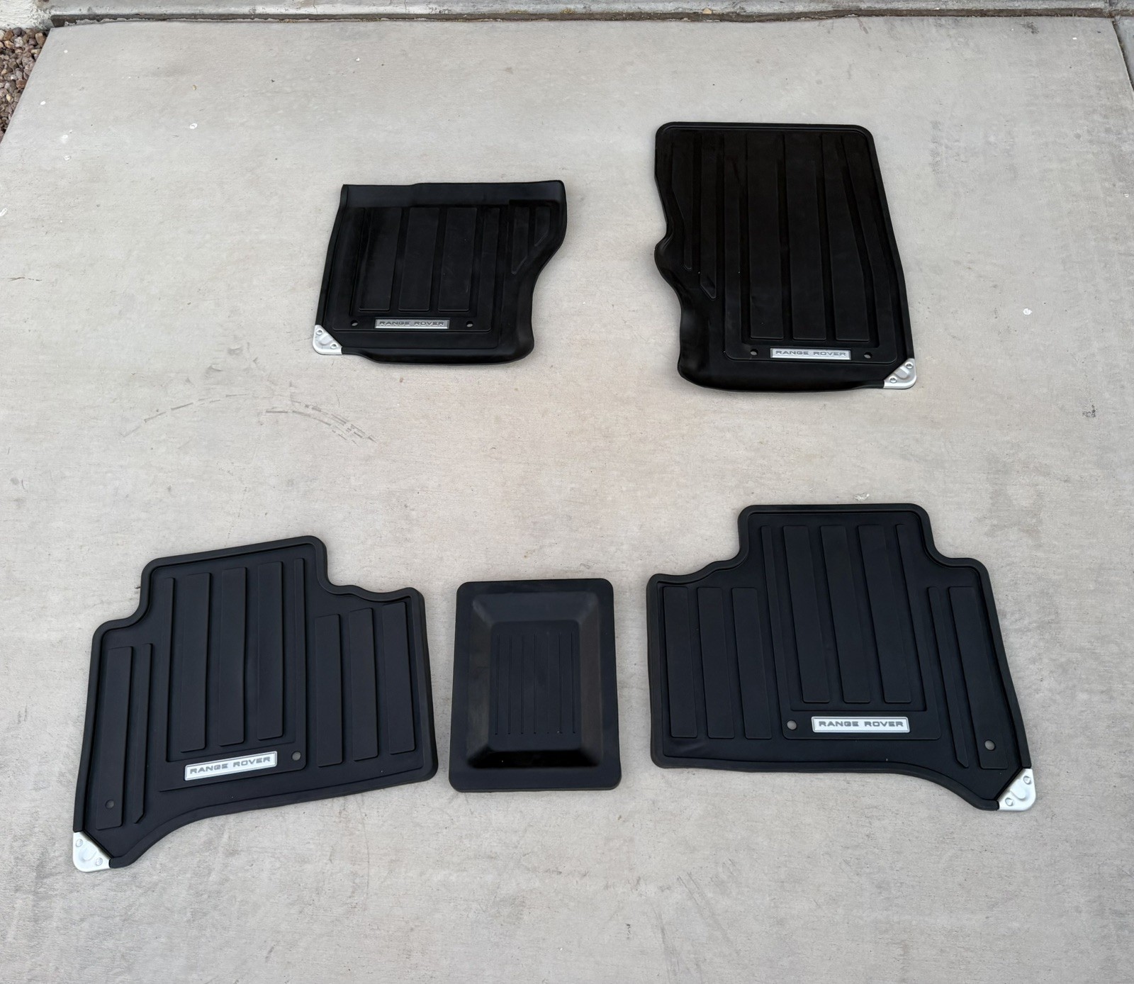 2014-2022 Range Rover Rubber Floor Mats - LHD, SWB, VPLGS0444PVJ All Weather OEM