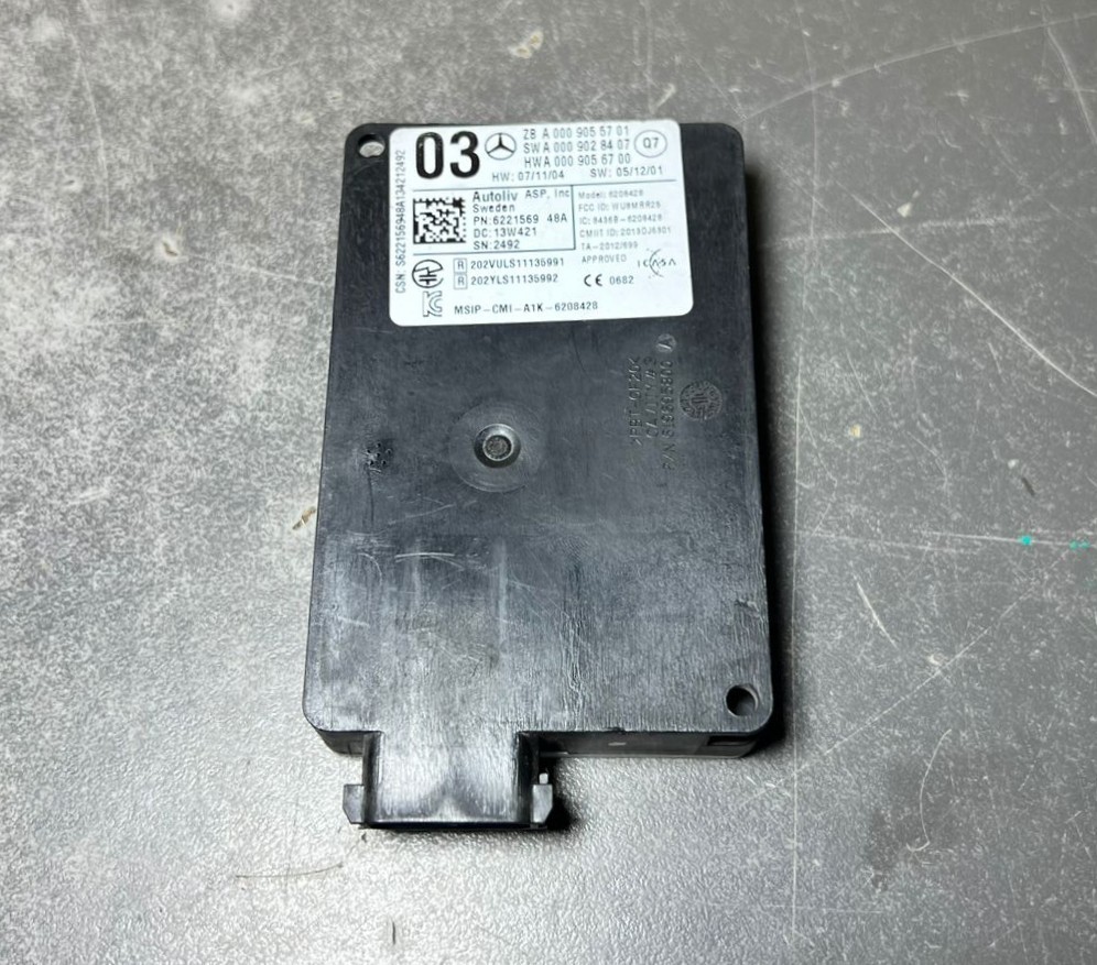 Mercedes-Benz W166 Bumper Blind Spot Radar Distance Sensor Module A000 9055701