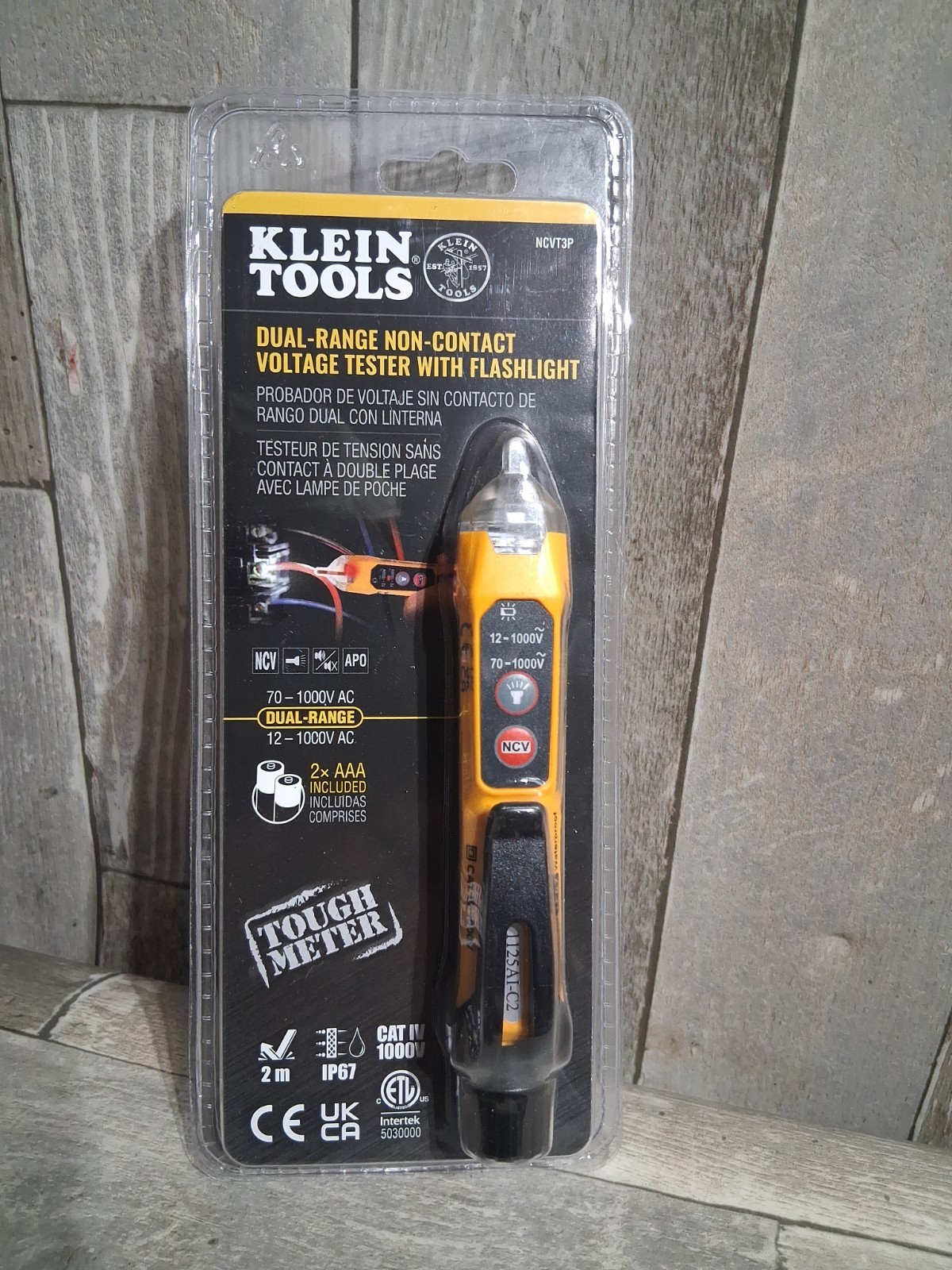 KLEIN TOOLS Dual-Range Non-Contact Voltage Tester w Flashlight! BRAND NEW!