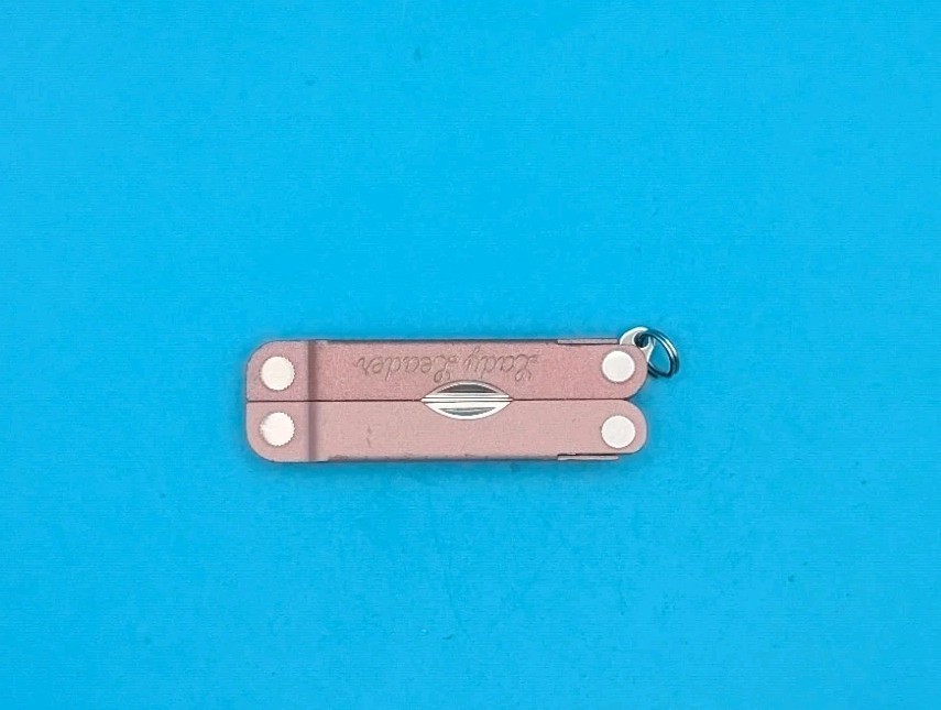 Leatherman Micra Multi-Tool, Knife, Scissors, Key Ring! *LADY LEADER*
