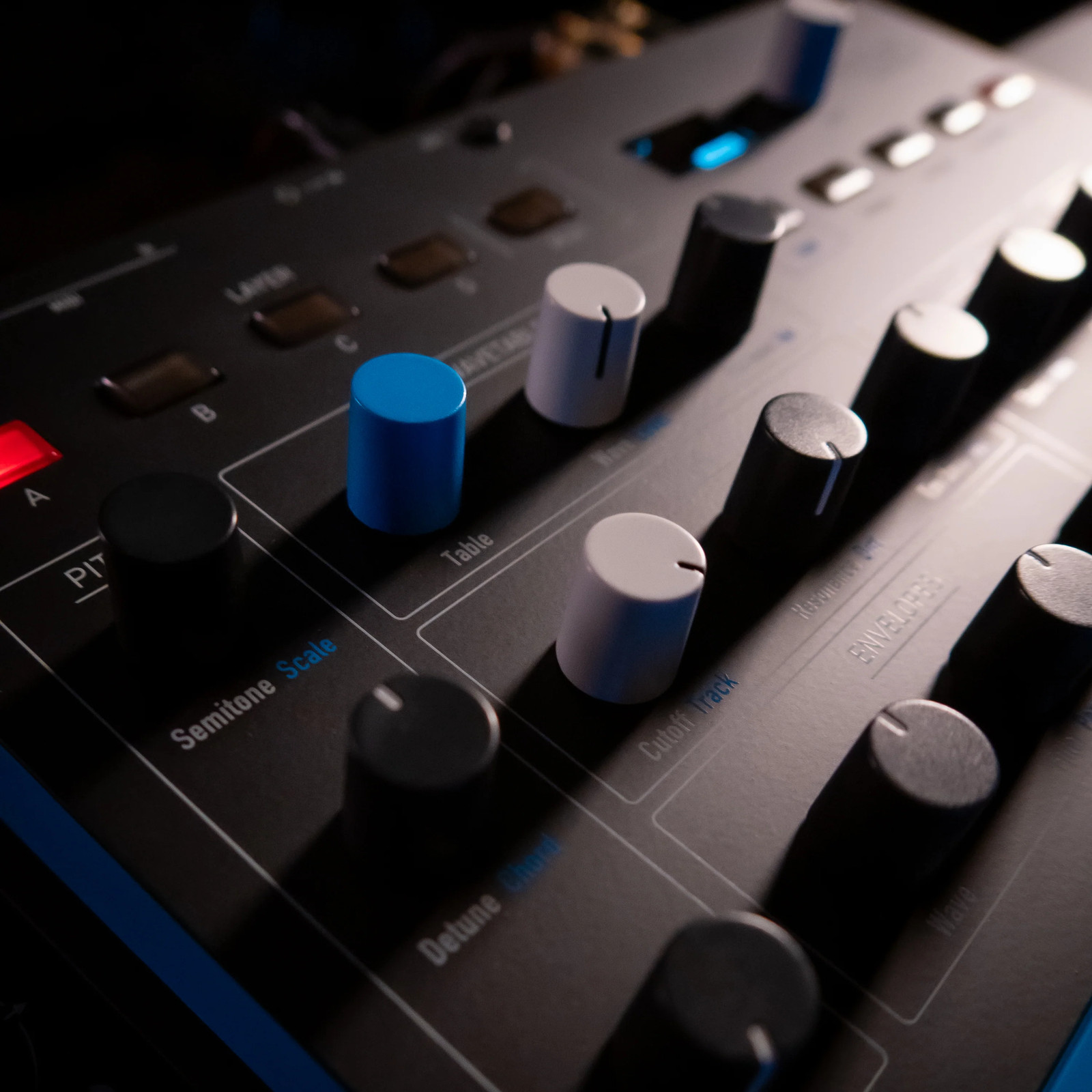 Waldorf Protein 8-Voice Desktop Wavetable Synthesizer