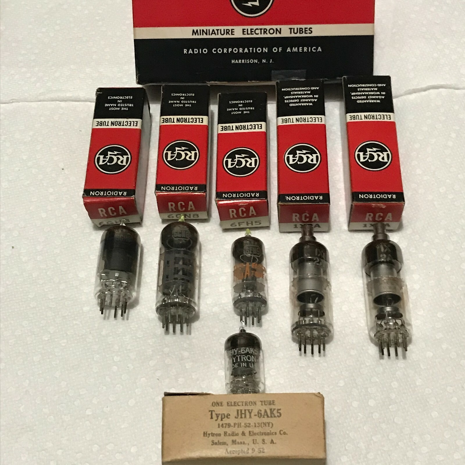 vintage Radio Electron tubes, lot of 6 in original boxes.