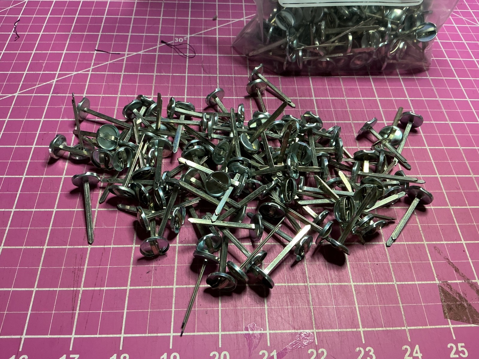 100- #30 Upholstery Prong Button Molds 1 3/4” long Home Decor furniture (#4)