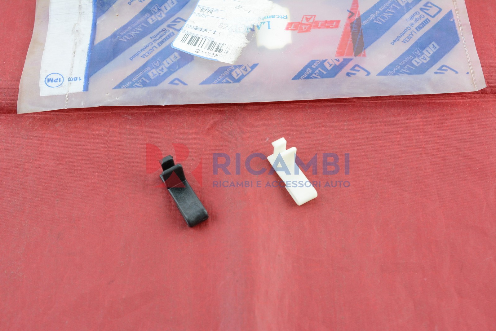 FIAT 46470874 Towing Hitch Tow Bar For Opening Sunroof Roof Rack