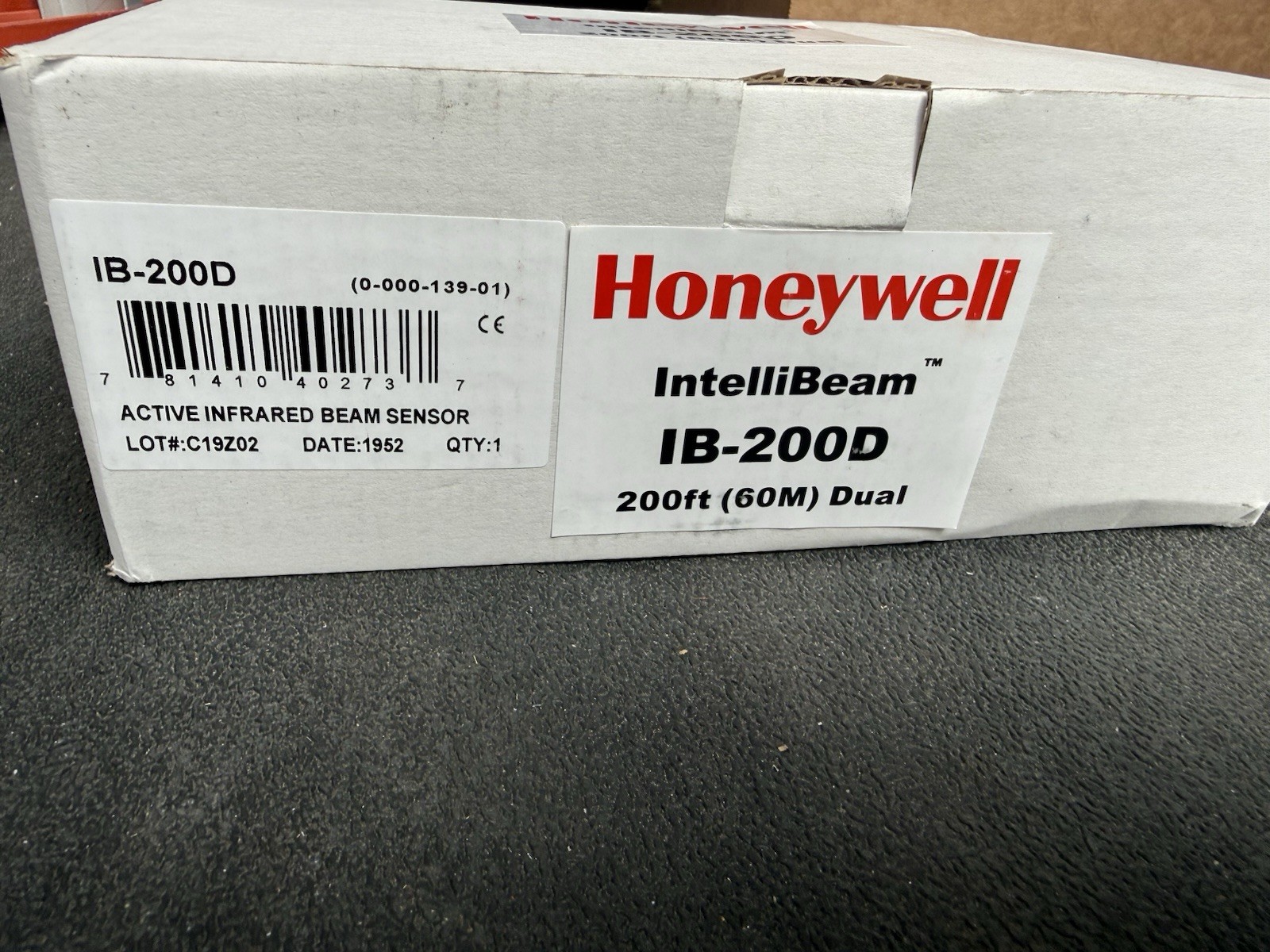 Honeywell IB-200D IntelliBeam® Dual-Beam Photoelectric Sensor. Lot Of Two
