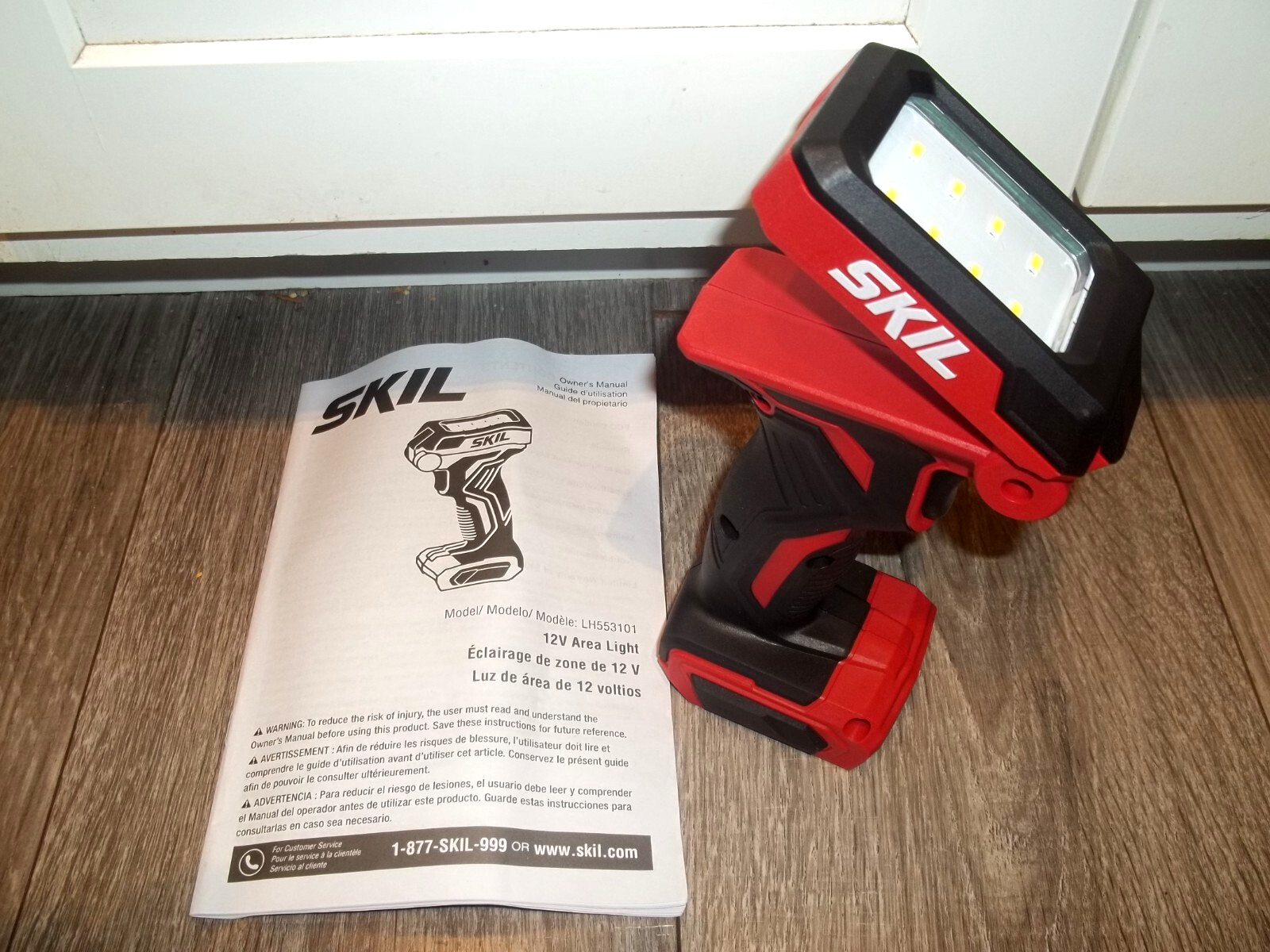NEW SKIL 12Volt  12V Cordless Area Light Work light Flashlight - Bare Tool