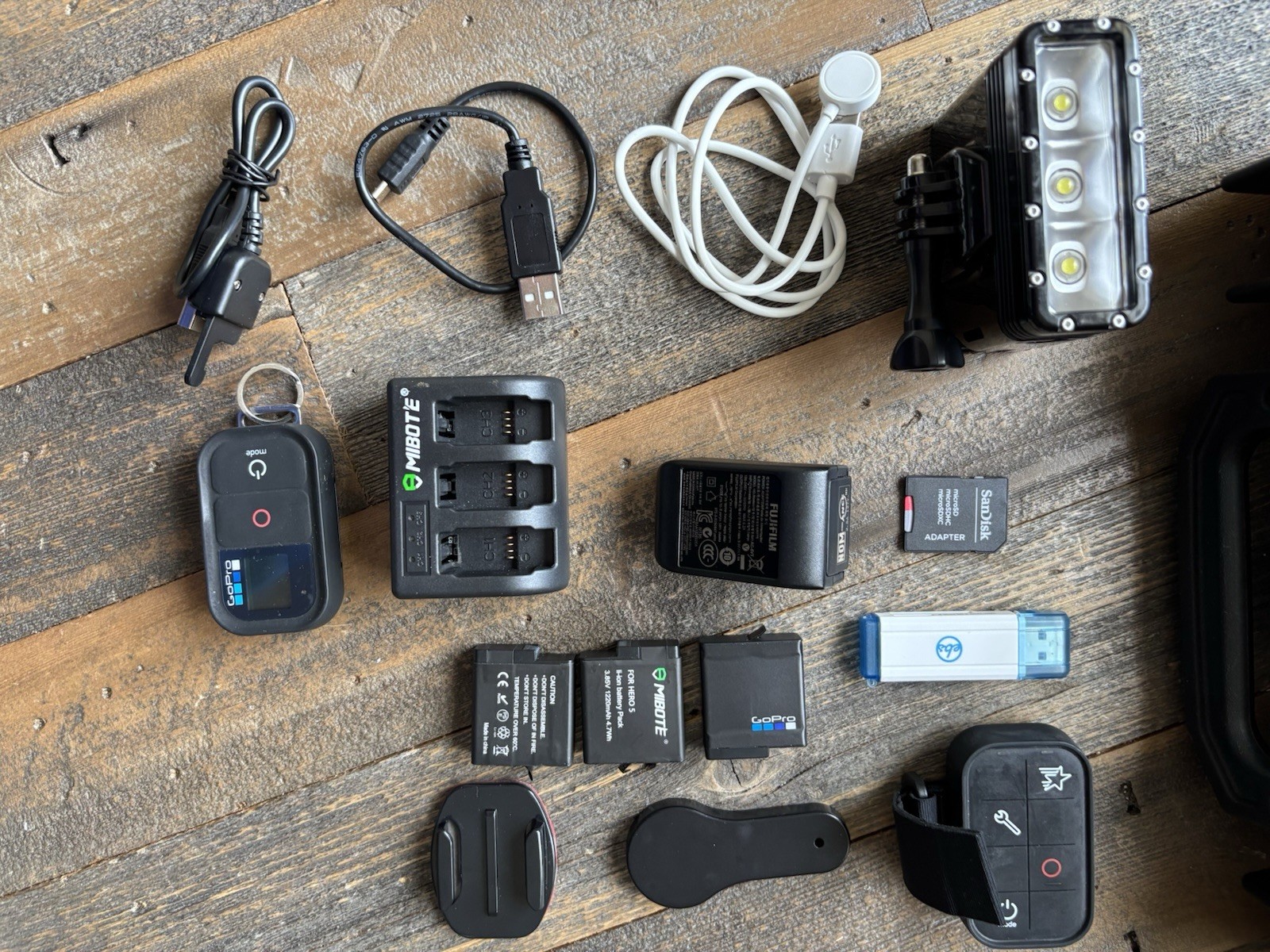 GoPro HERO Session +HERO Camera Huge Mount Accessory Bundle RAM Mount Light Case