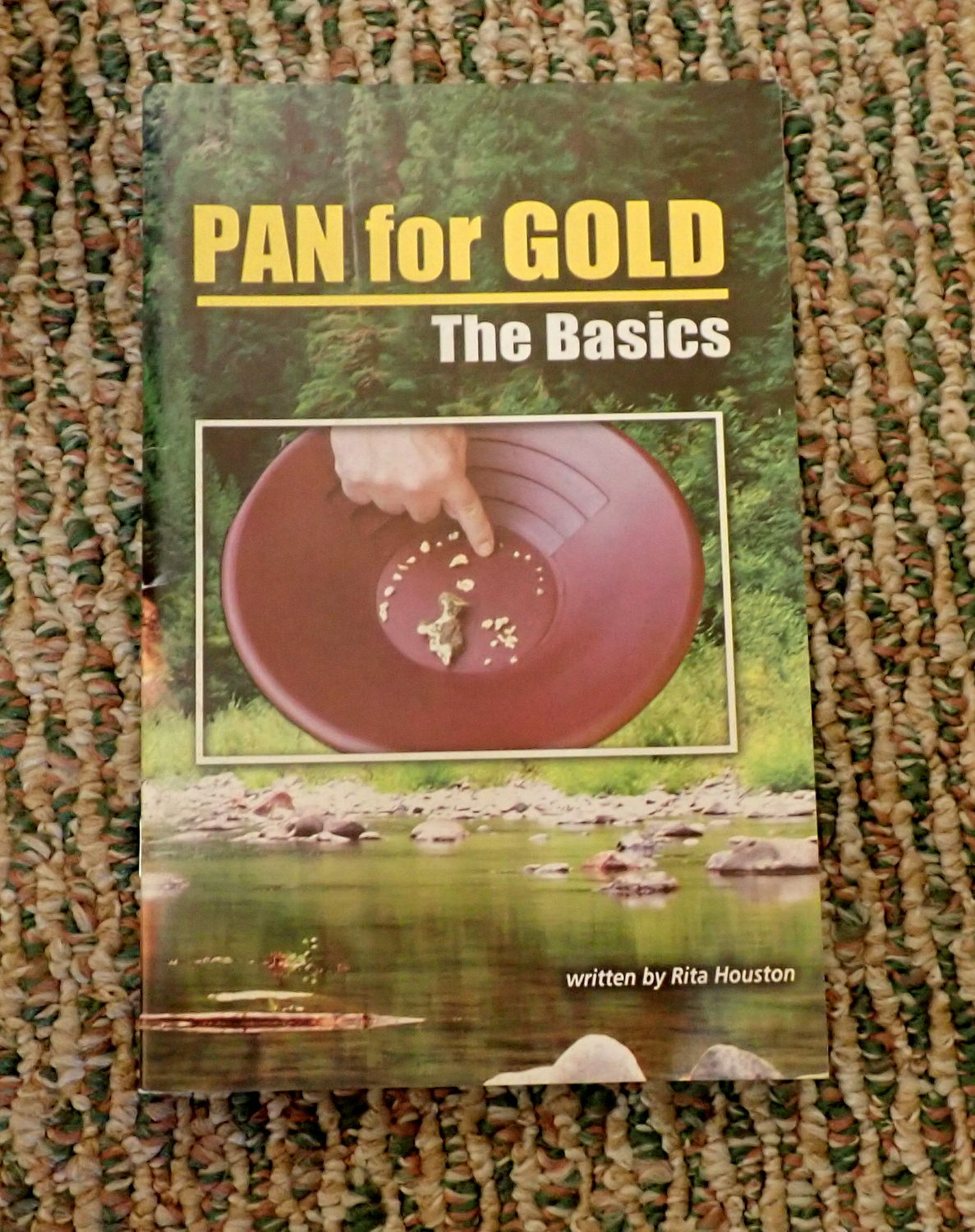 Panning for Gold, The Basic / Gold Prospecting / Metal Detecting / Finding Gold