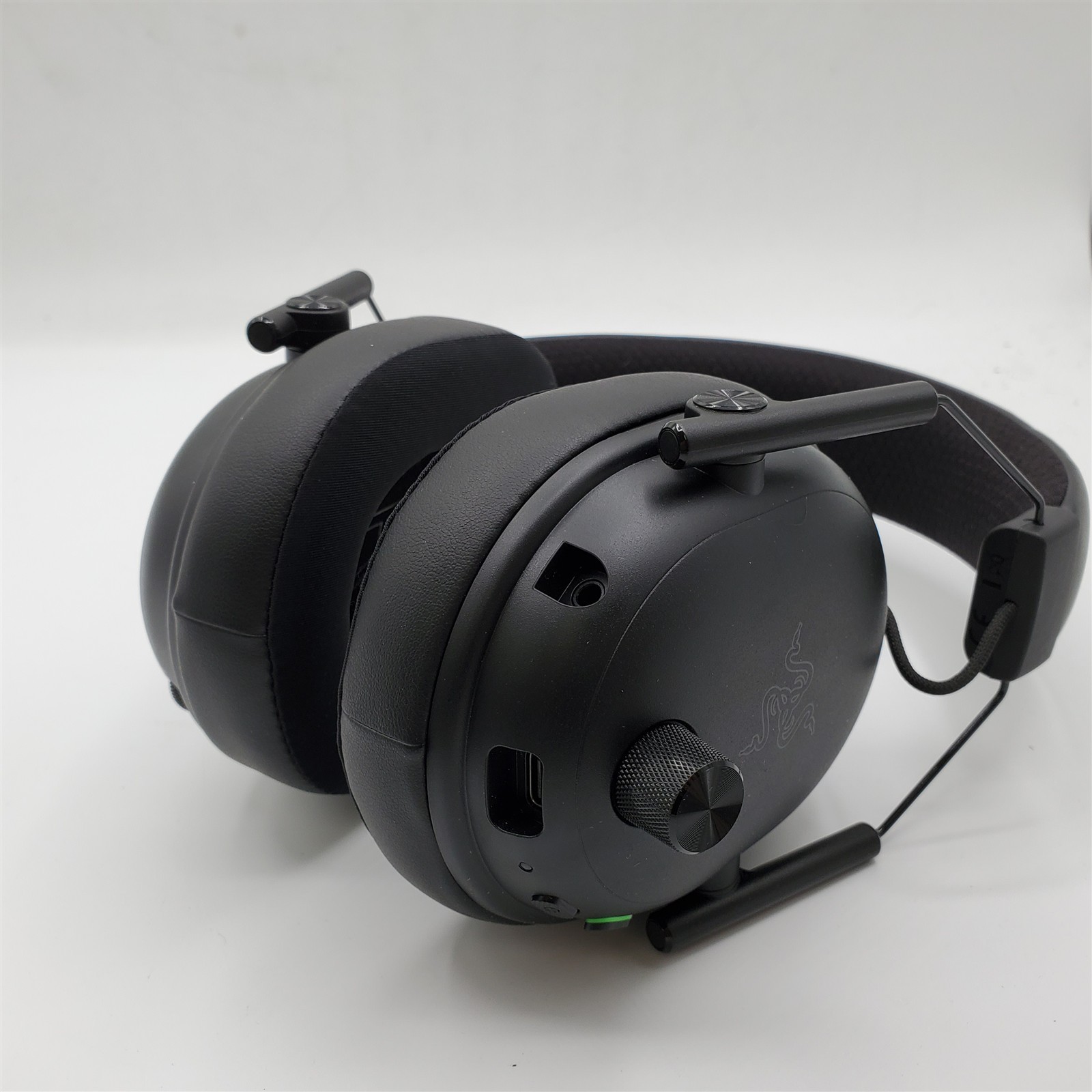 Razer BlackShark V3 Wireless Gaming Headset - Black