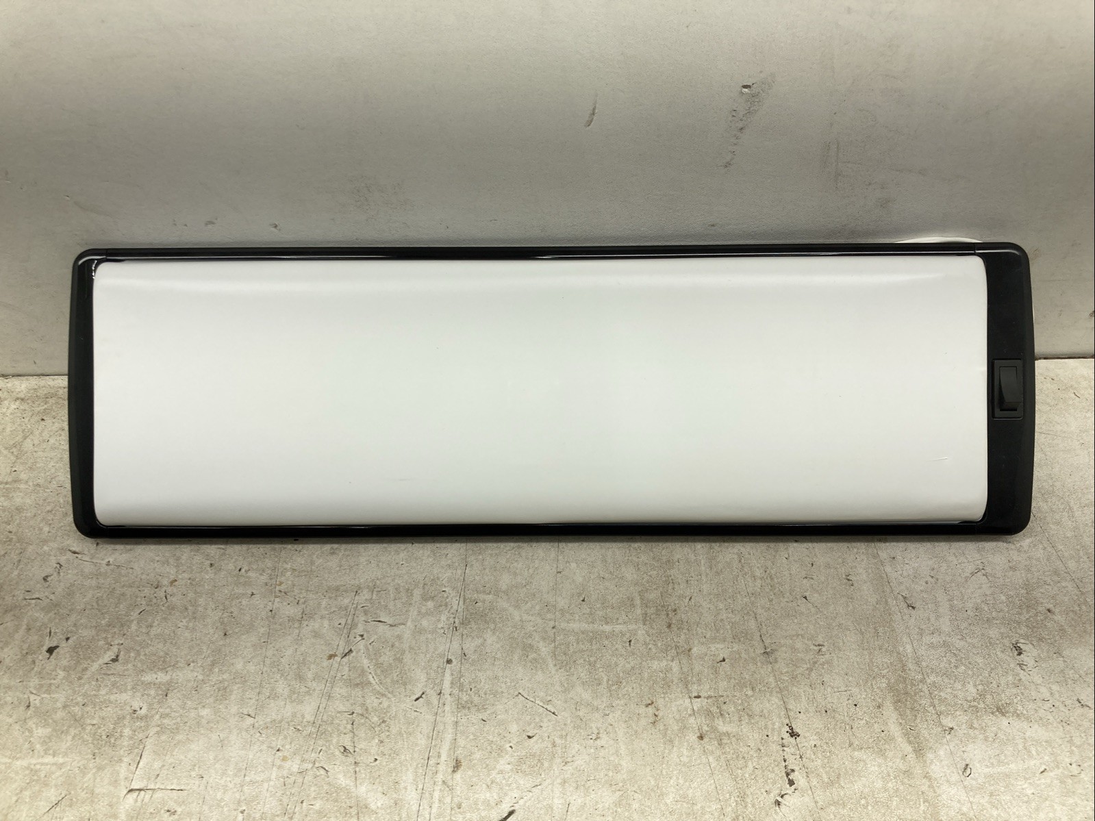 Paccar Bunk Light P54-6029 (New Old Stock)