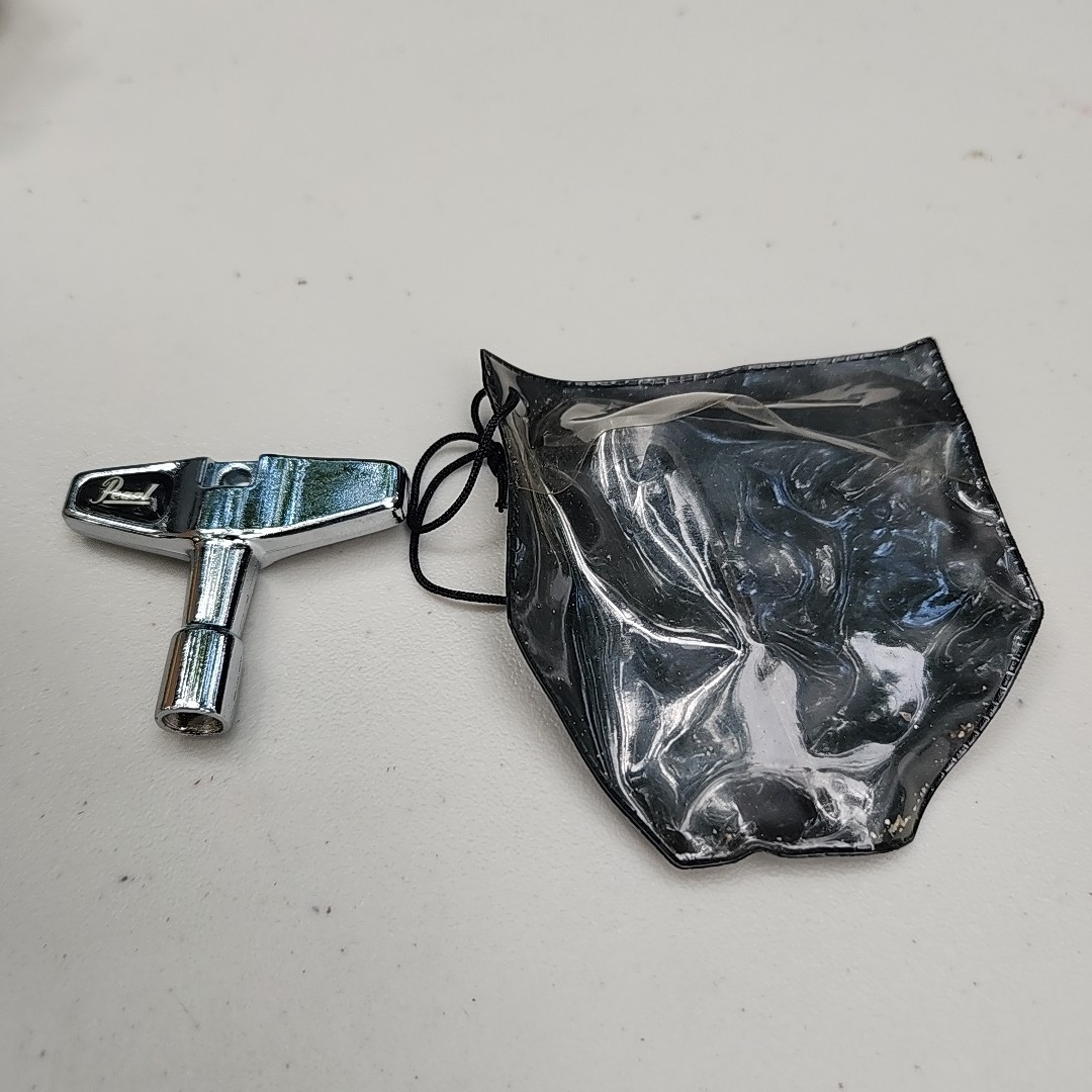PEARL DRUM TUNING KEY w/ Packaging - CHROME