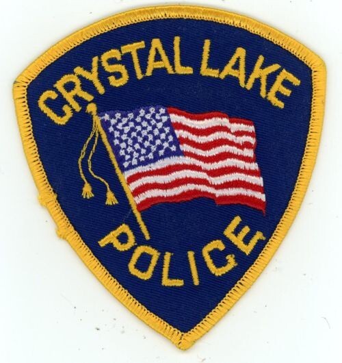 ILLINOIS IL CRYSTAL LAKE POLICE NICE SHOULDER PATCH SHERIFF THREAD ISSUE ON LEFT