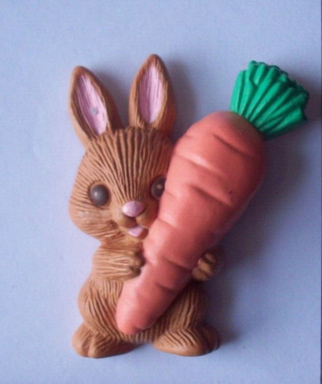 Easter bunny with carrot Hallmark Easter pin