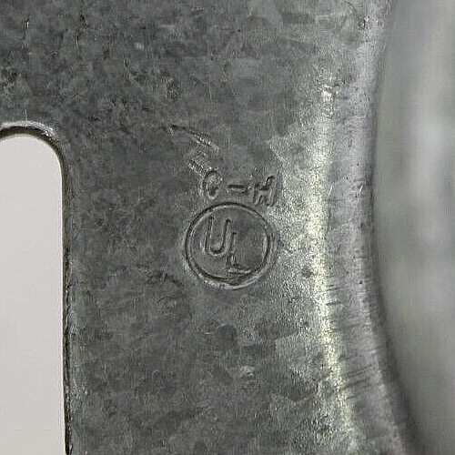 C-H 8.5 cu. in. Square Device Cover