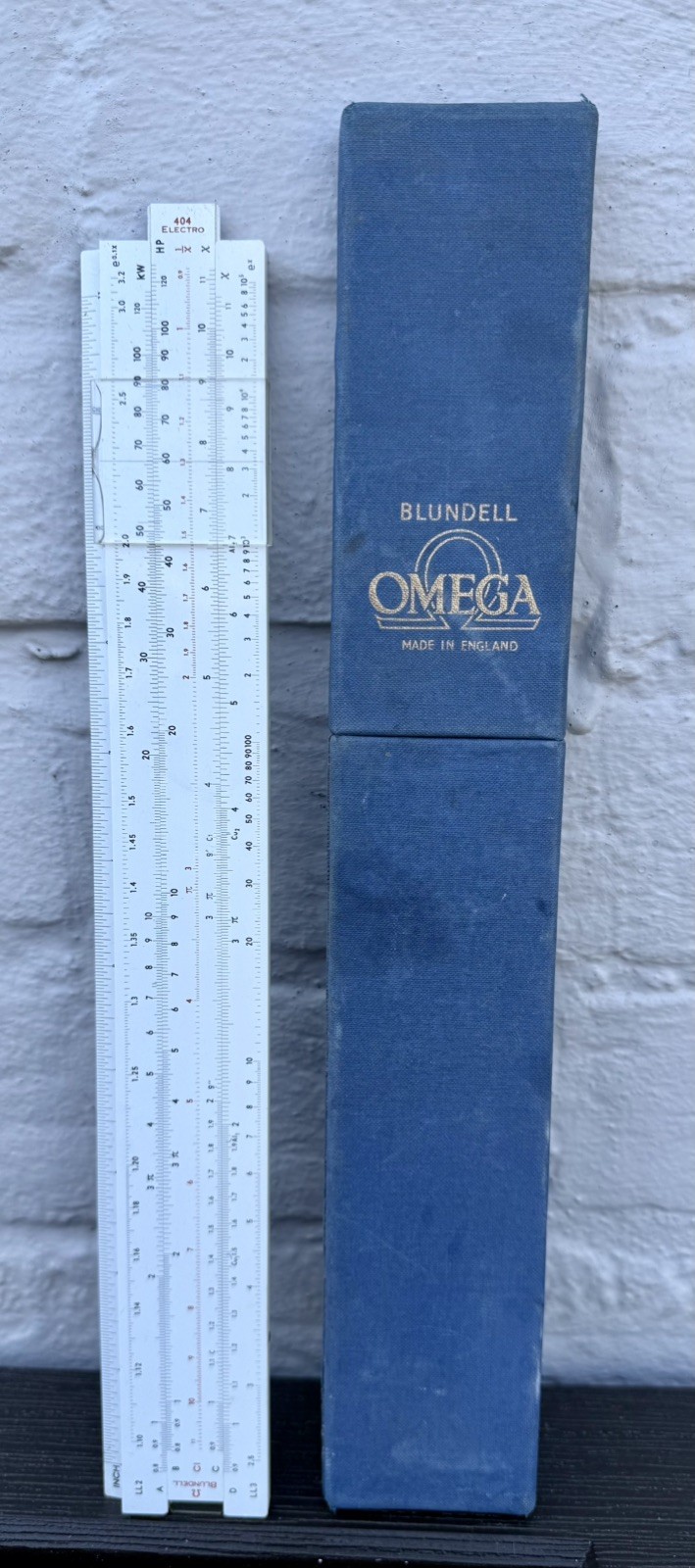 Blundell OMEGA Slide Rule Model 404 Electro  Original Case VGC