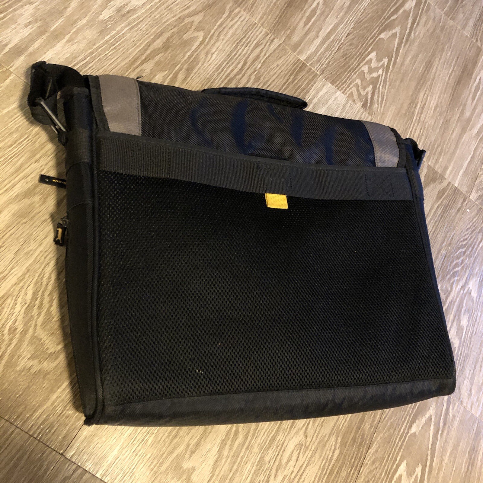 Targus Laptop Carrying Case Black Canvas