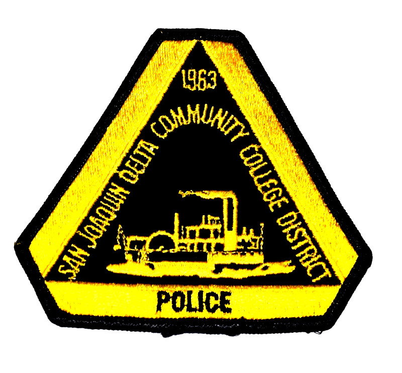 SAN JOAQUIN DELTA COMMUNITY COLLEGE DIST CALIFORNIA CAMPUS Police Patch 1M