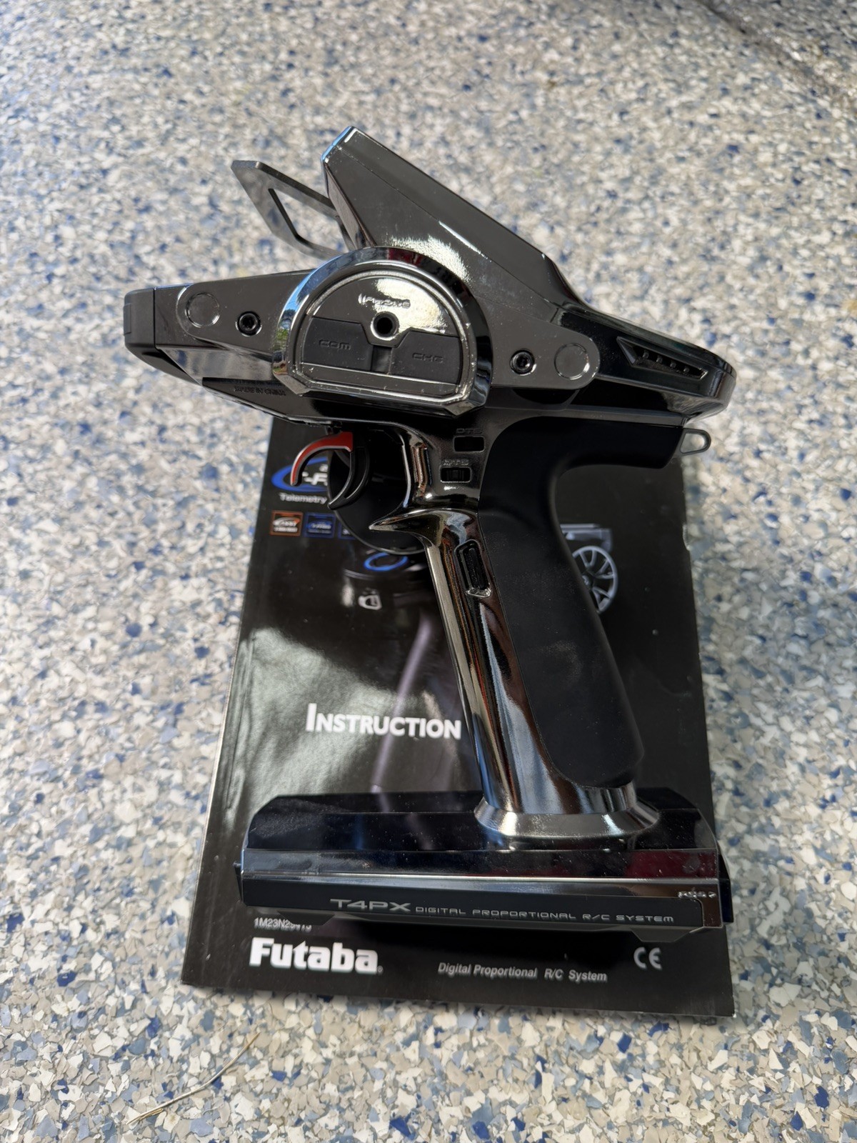 Futaba 4PX Surface Radio System w/ Carbon Handle – Used Working