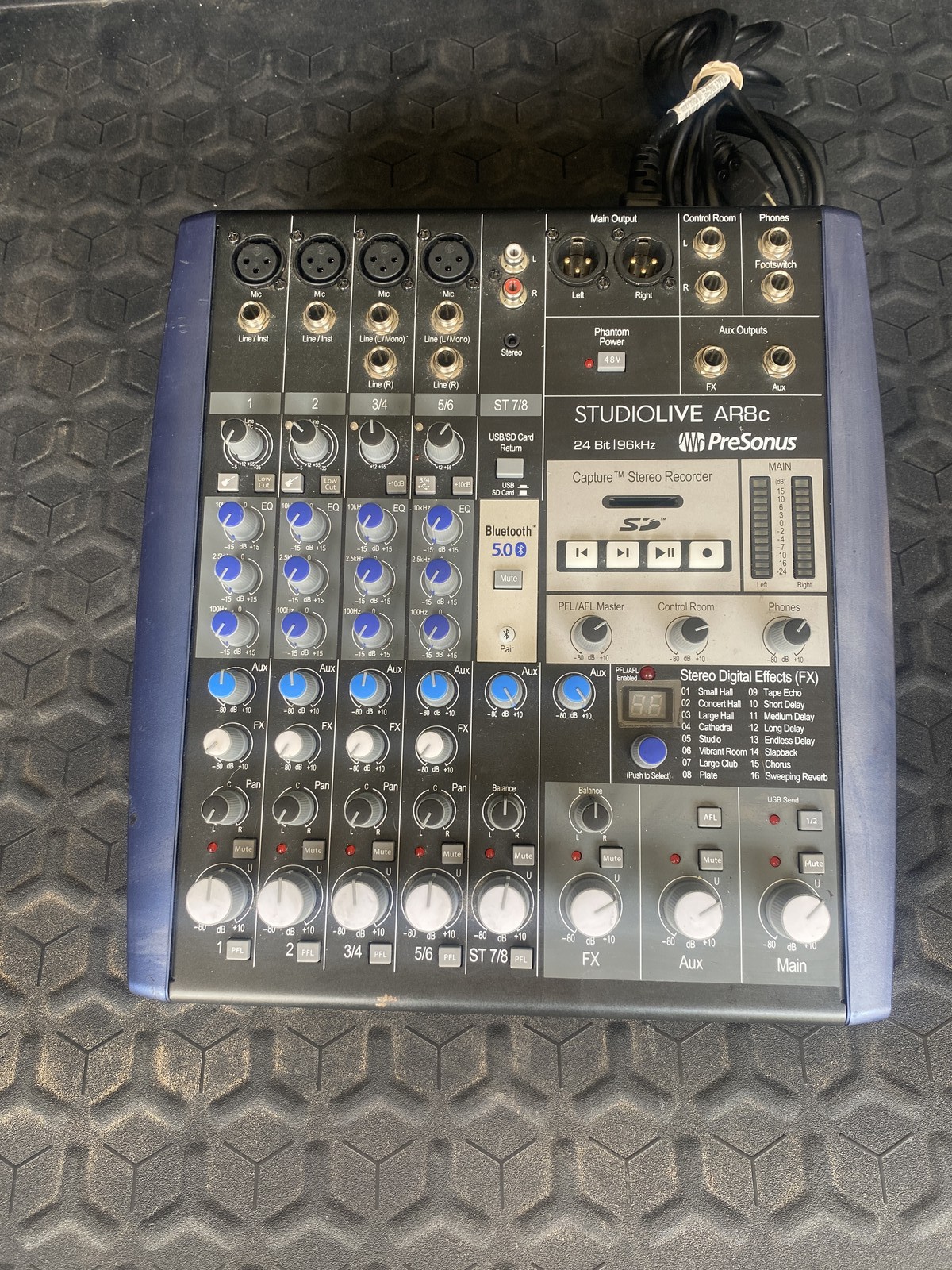 Presonus StudioLive AR8C 24/96 Mixer with Effects/Interface
