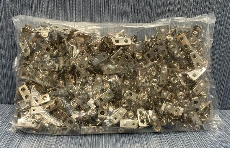Lot of 250 Clear Vinyl Strap Clip w/ Snaps Badge Holder Y365772