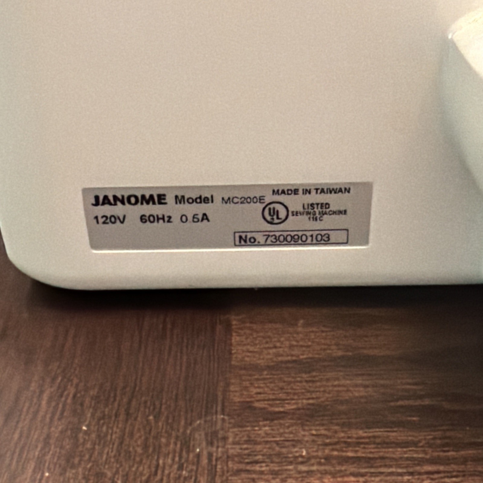 Janome Memory Craft 200E Embroidery Sewing Machine Computerized Tested Works