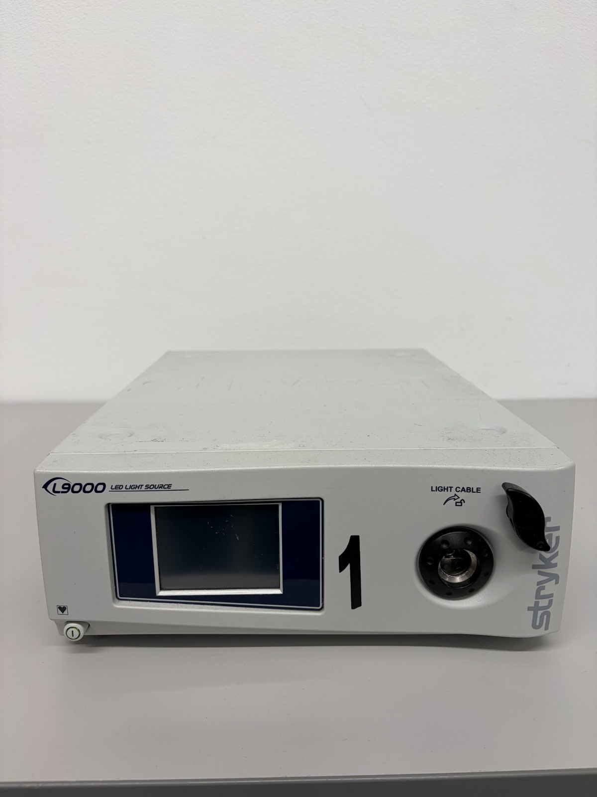 Stryker L9000 LED Light Source (7 Available)