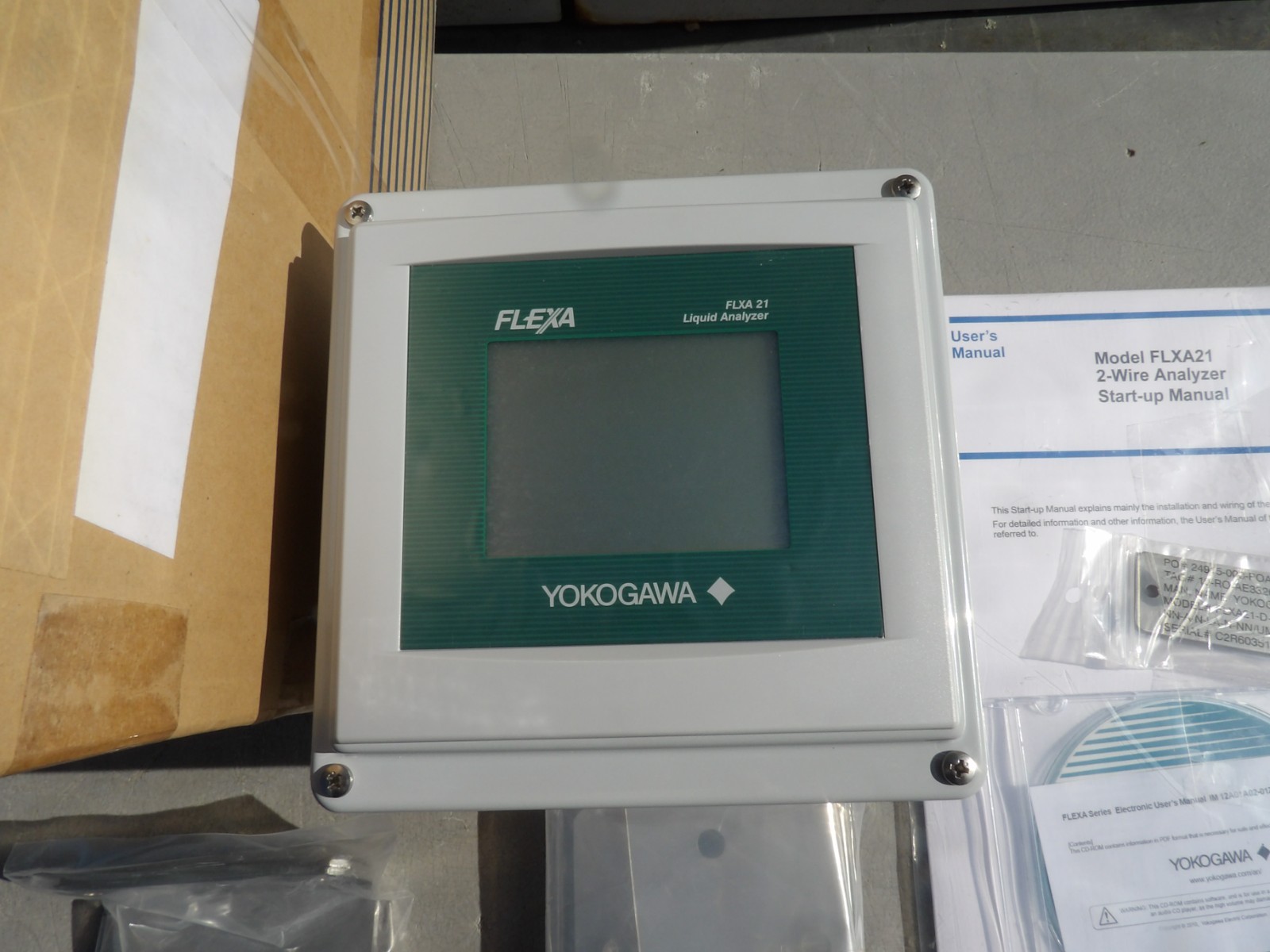 NEW Yokogawa 2-Wire Analyzer FLXA21