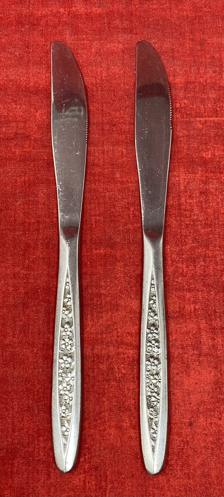 MCM Vintage Custom Craft Stainless Flatware Petal Lane Pattern Knives Lot of 2