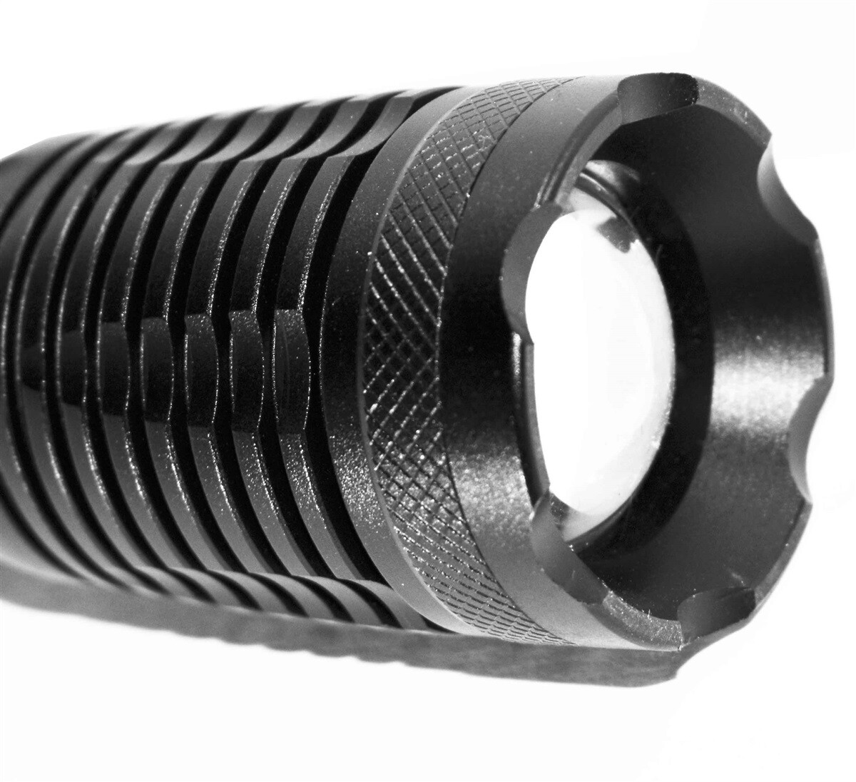 1500 lumen tactical Flashlight Strobe Black Mossberg 500 hunting accessories.