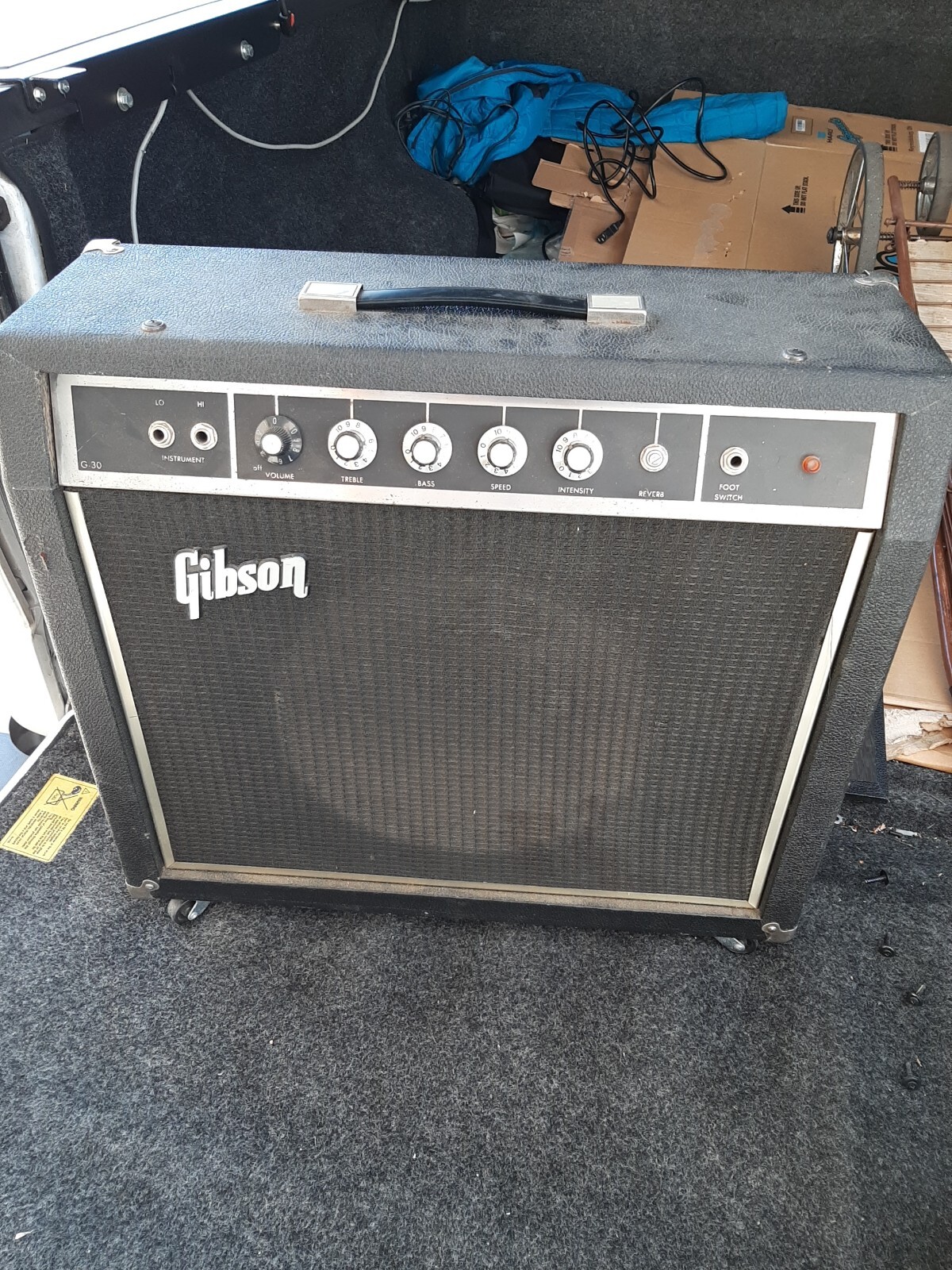 Gibson F-30 Guitar Amplifier NEEDS REPAIR