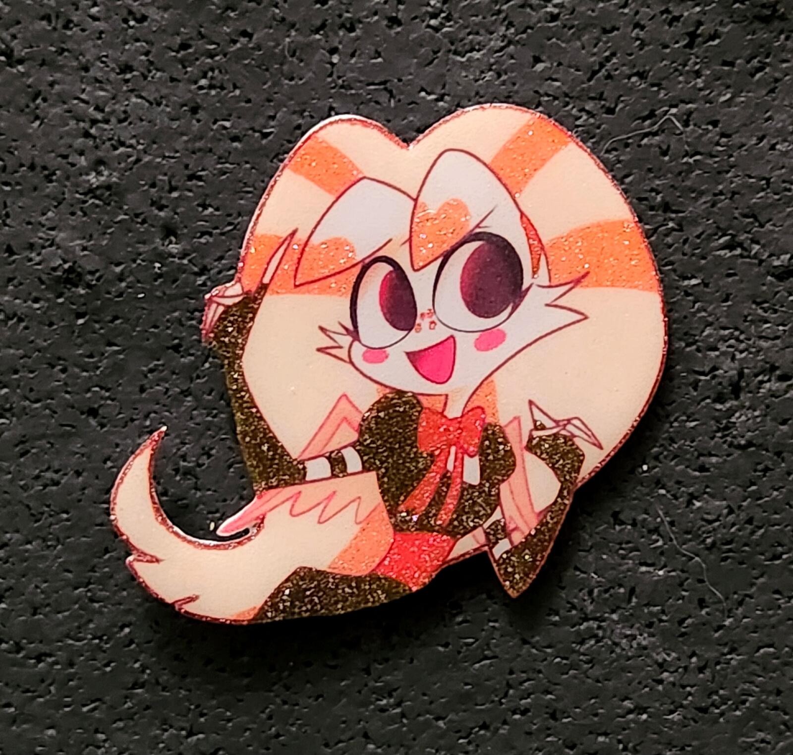 Molly glitter pin - Hazbin Hotel