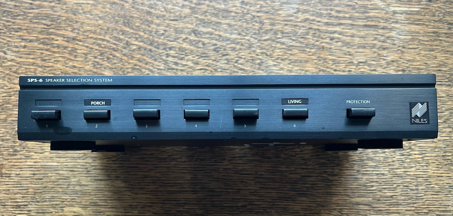 Niles SPS-6 Speaker Selection System -  Connect up to 6 Pairs of speakers