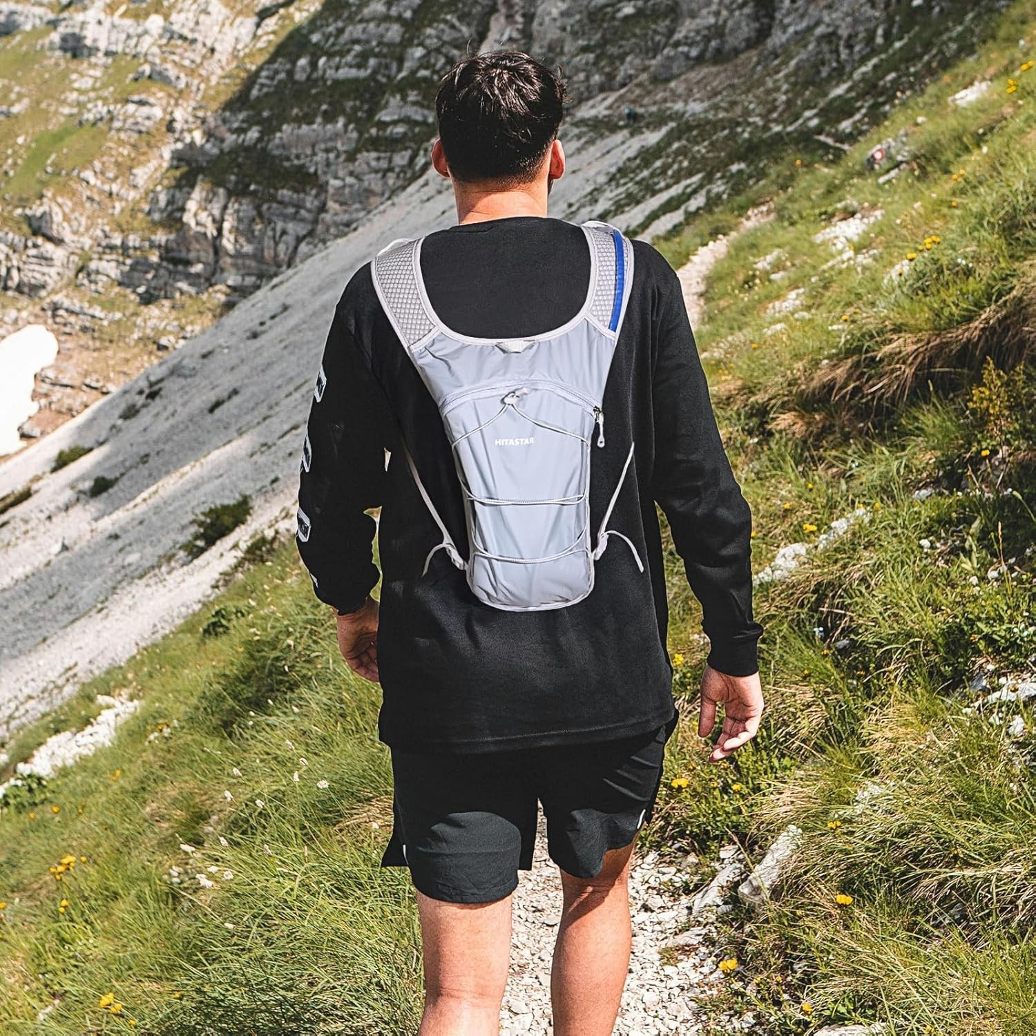 Hydration Backpack with 2L Hydration Bladder Lightweight Water Backpack Climbing