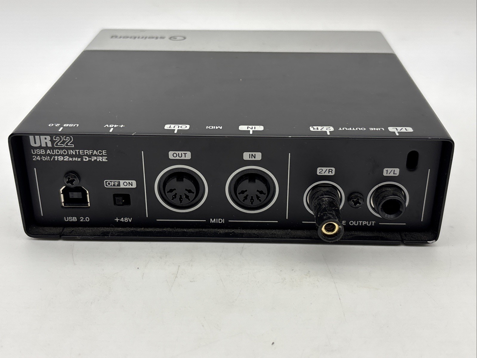 Steinberg UR22 Portable Interface - Read
