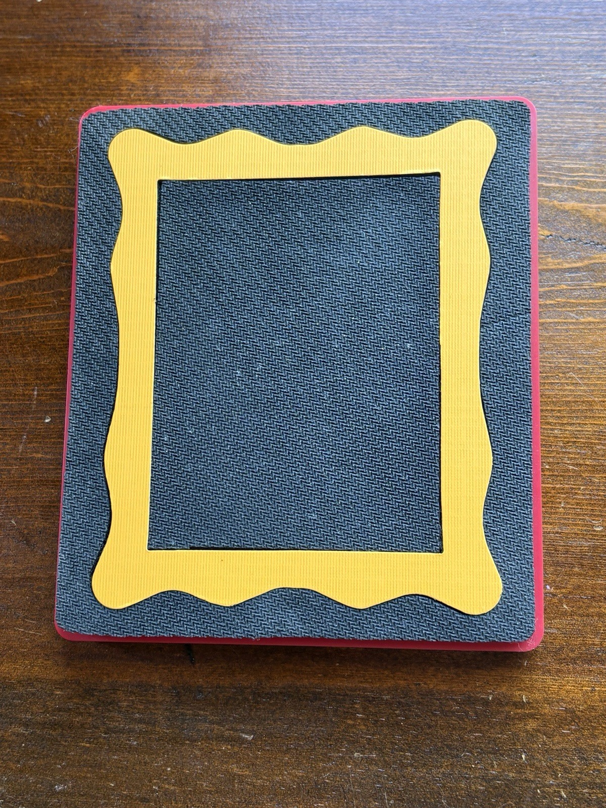 SIZZIX Wavy JELLY Frame Red Die #38-0166 Steel Die