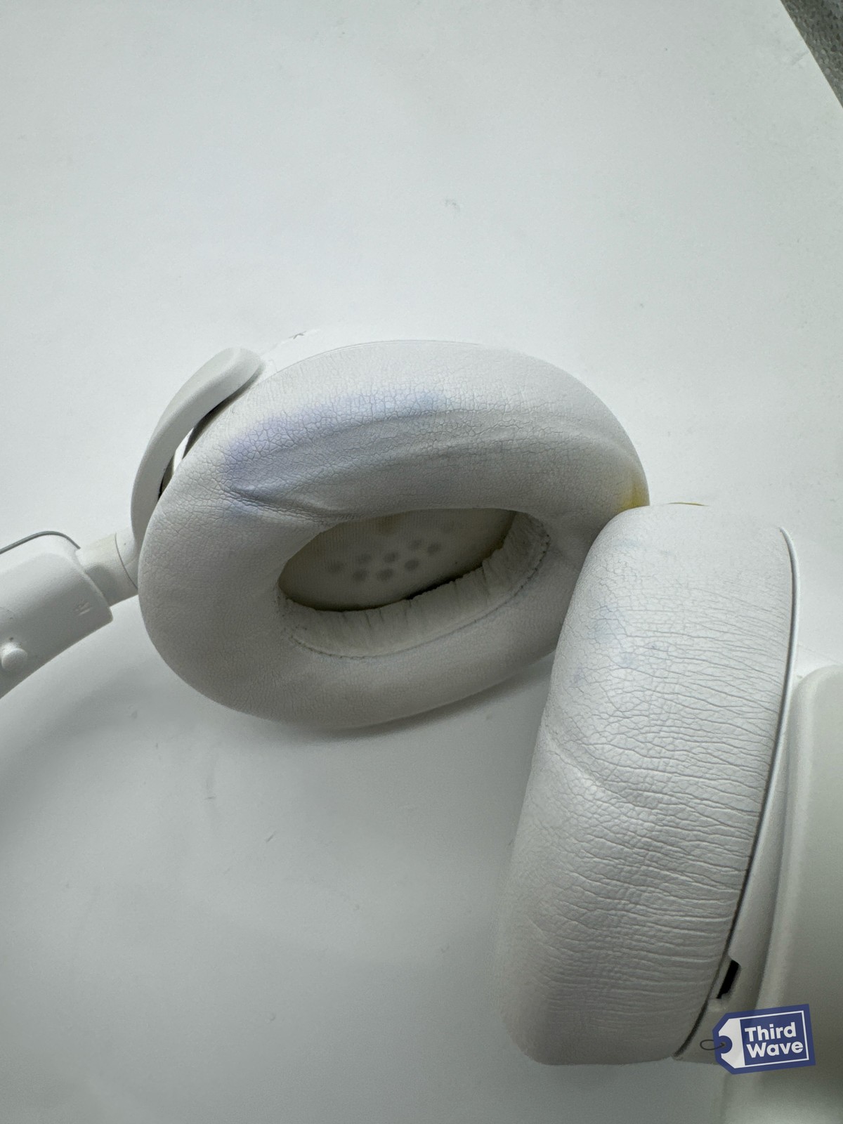 SteelSeries Arctis Nova Pro Wireless Gaming Headset ANC PS5 PS4 PC White