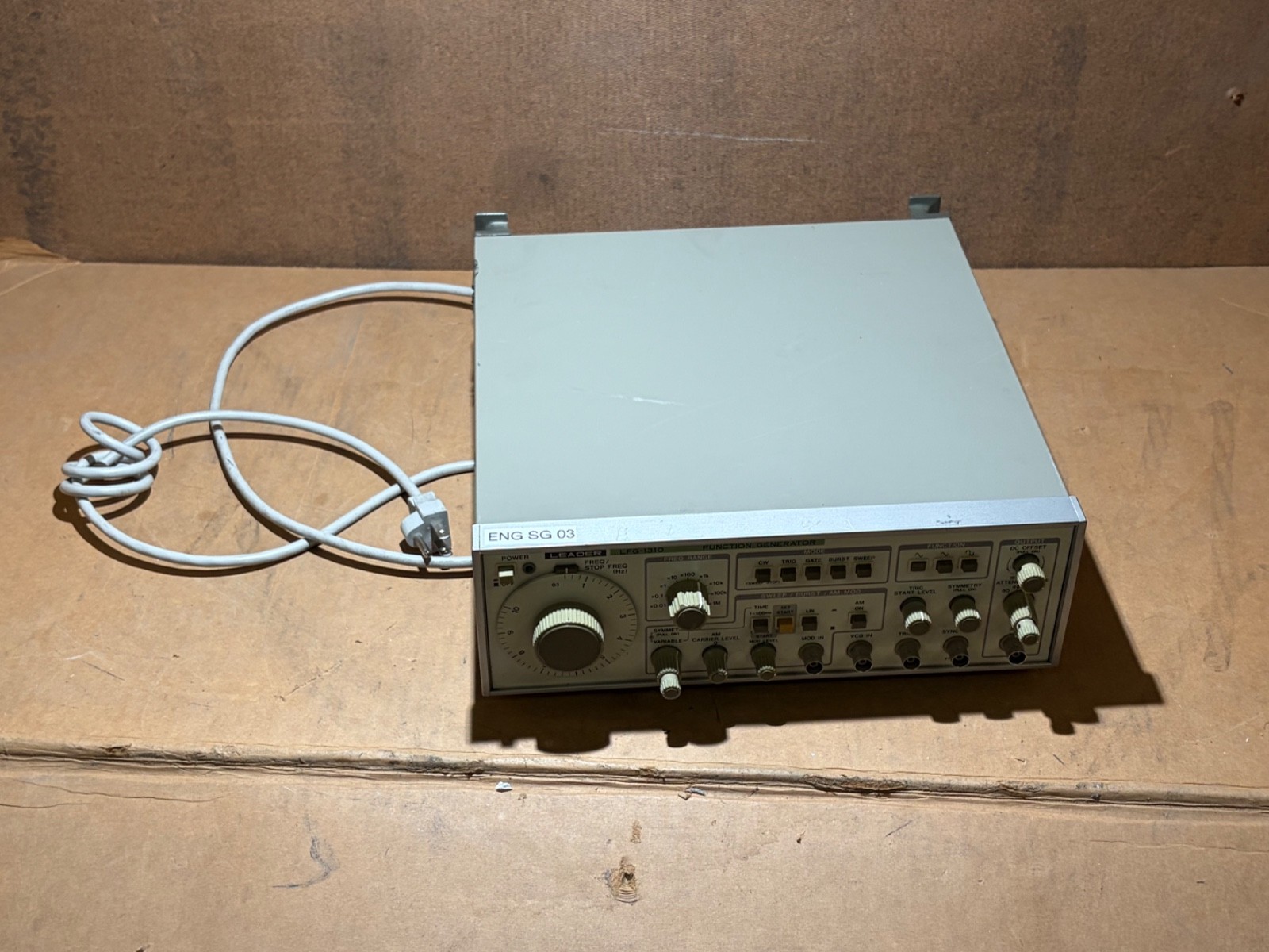 Leader LFG-1310 Function Generator