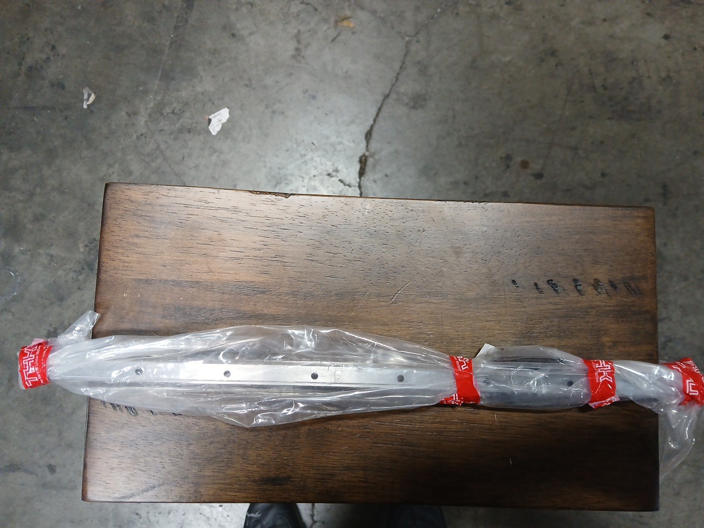 NEW THK SSR15XV1PPC1ME+460LYM