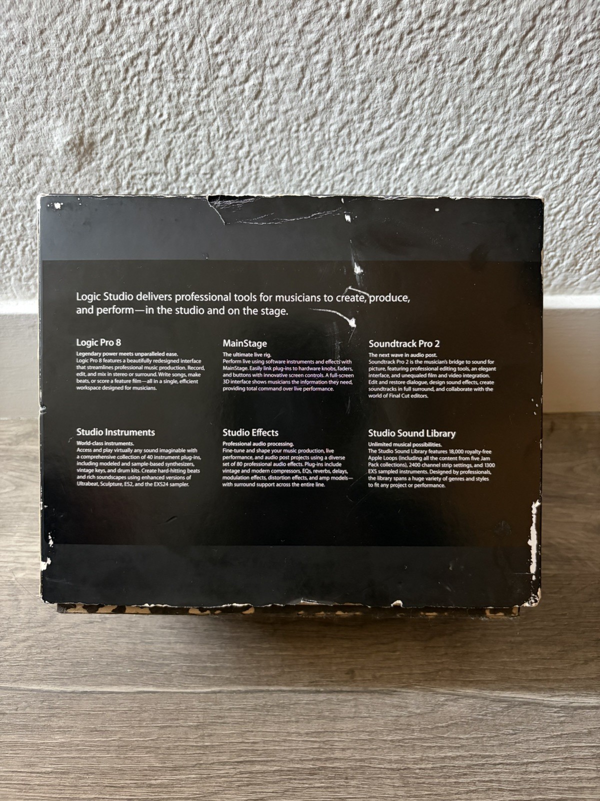 Apple Logic Studio Pro 8 COMPLETE Physical Box Set, DISCS & BOOKLETS INCLUDED